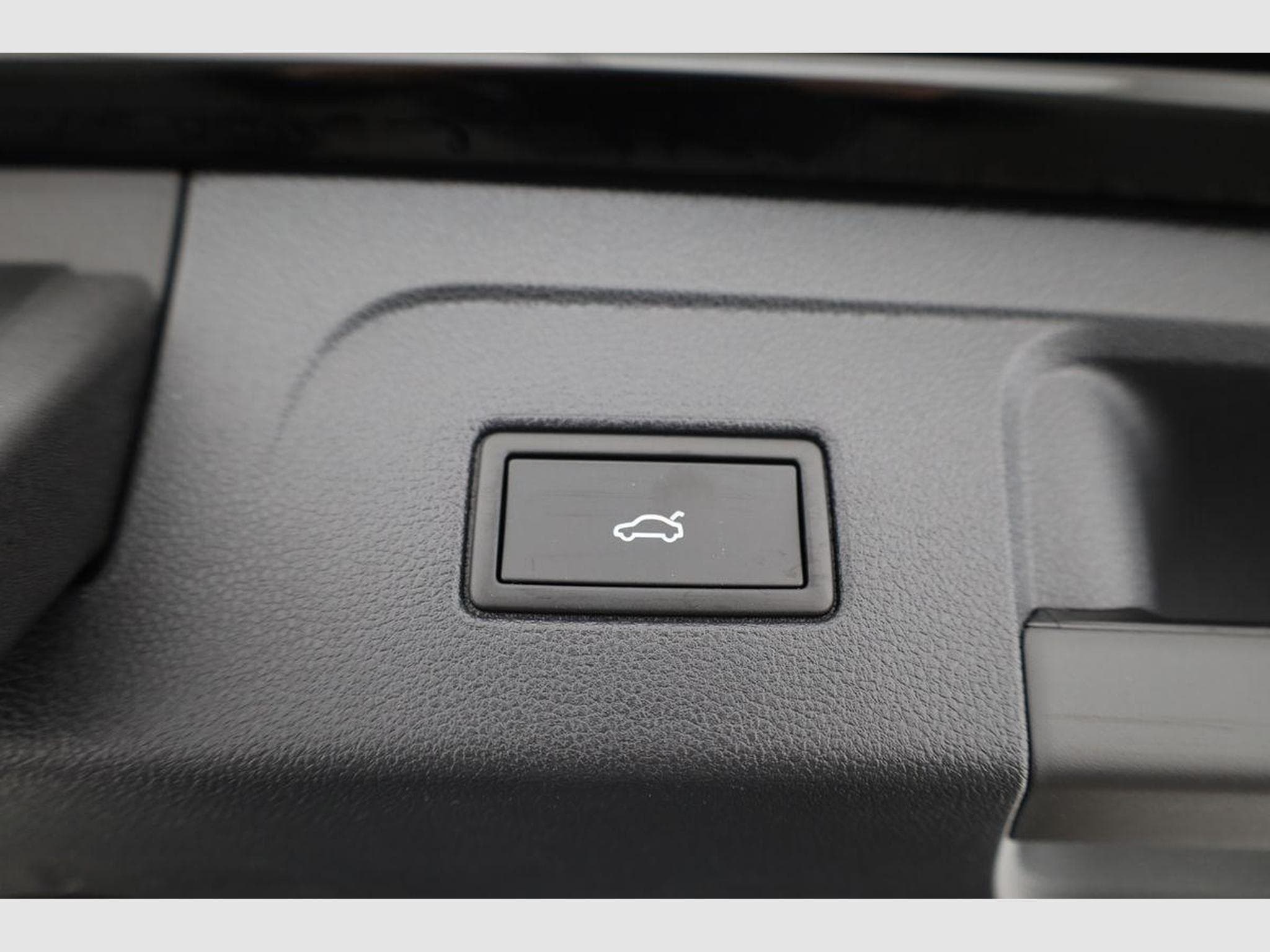 VW Touran Comfortline BMT/Start-Stopp (2026) - Photo 12