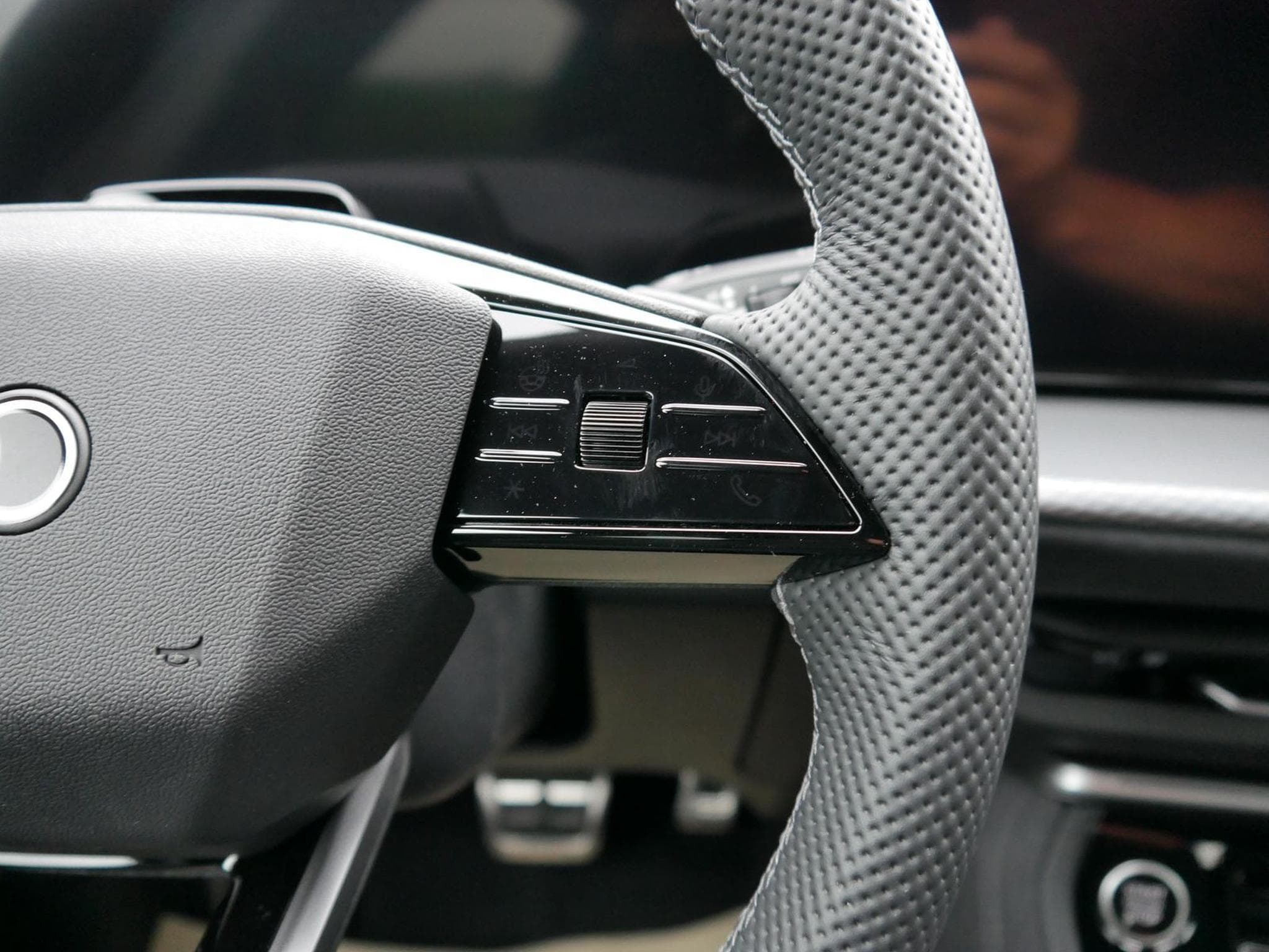 Audi Q5 Sportback S-LINE (2026) - Photo 14