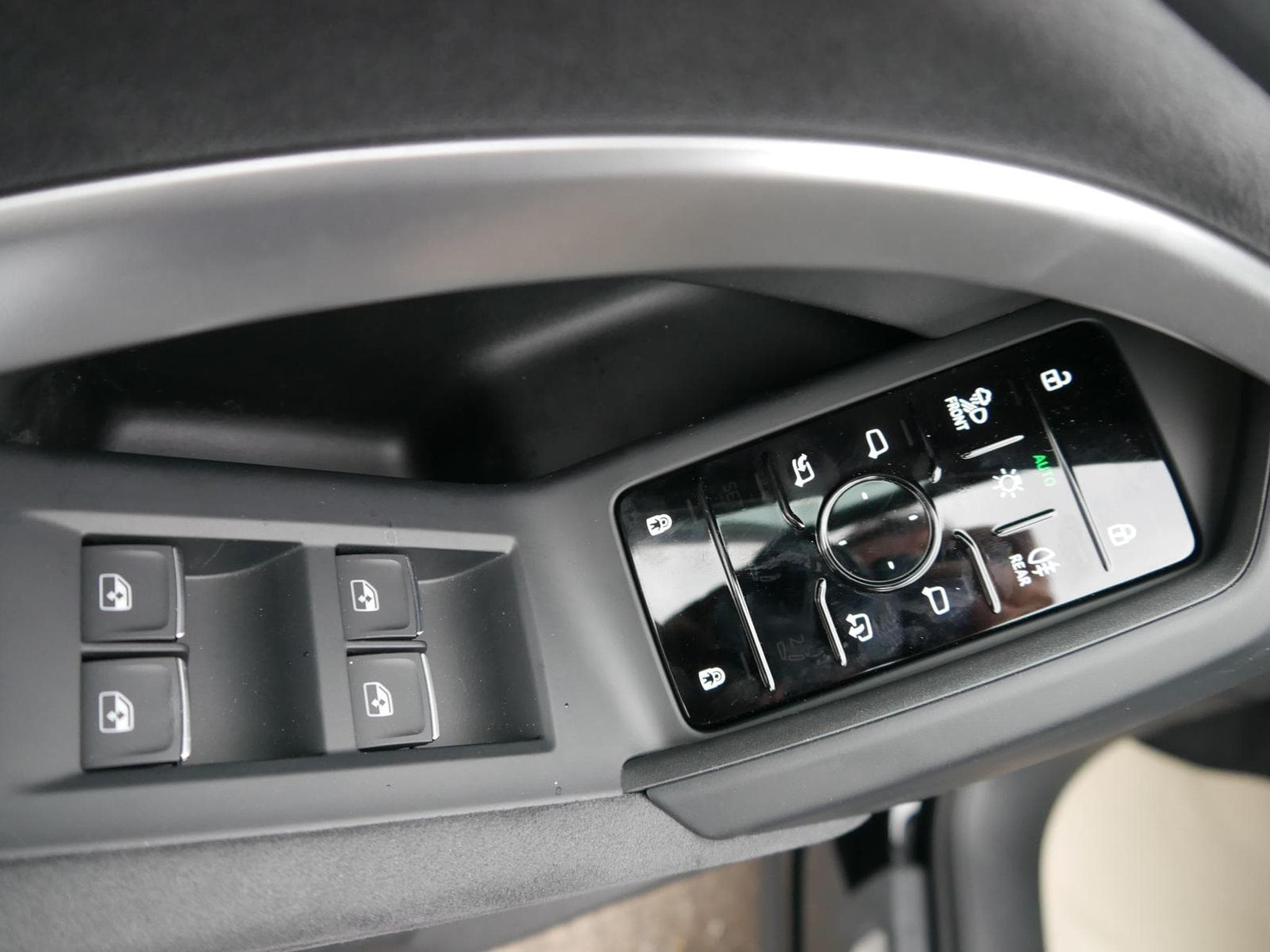 Audi Q5 Sportback S-LINE (2026) - Photo 15