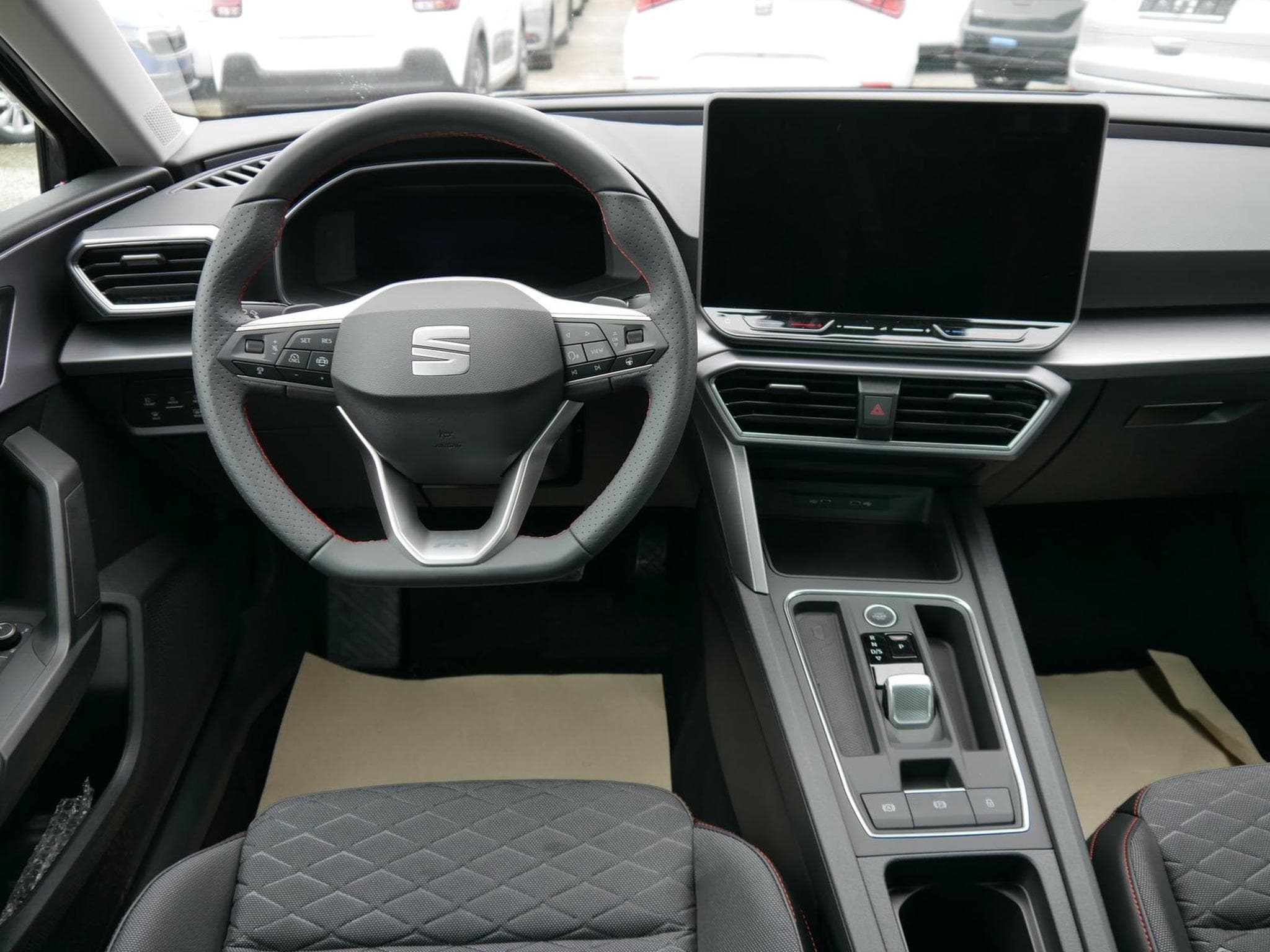 Seat Leon FR 1.5 eTSI DSG (2026) - Photo 11