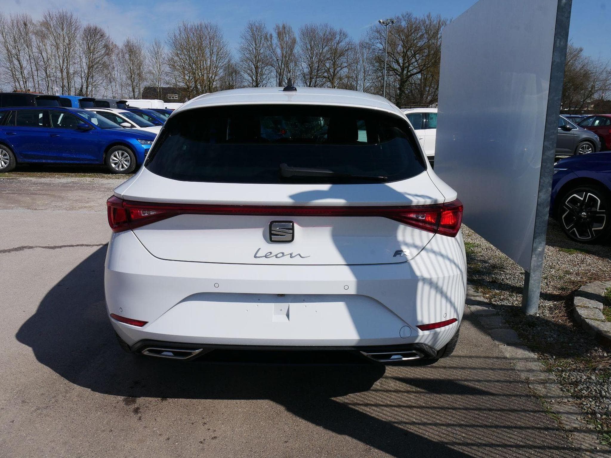 Seat Leon FR 1.5 eTSI DSG (2026) - Photo 2