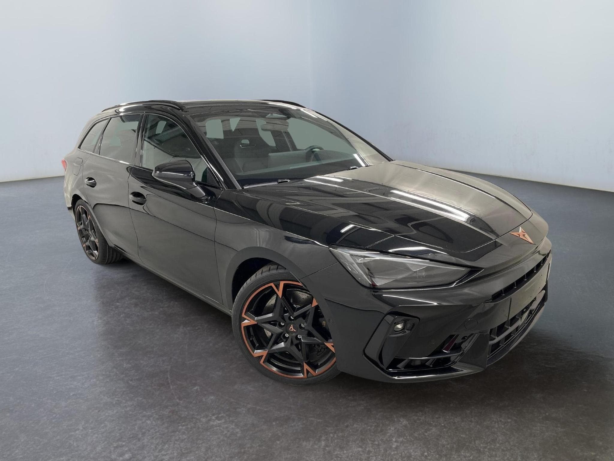 Cupra Leon VZ (2026) - Photo 1