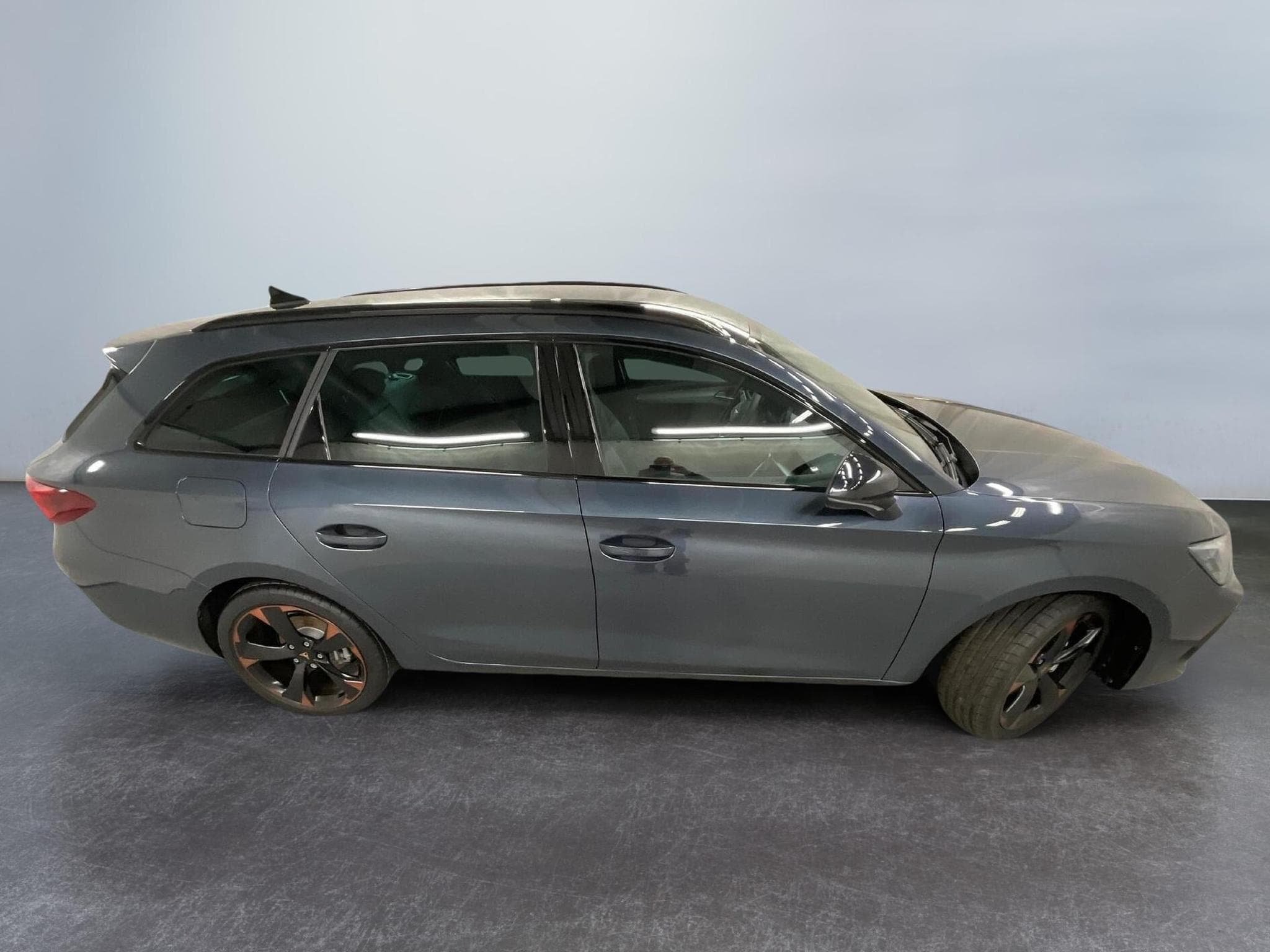 Cupra Leon Sportstourer (2026) - Photo 8