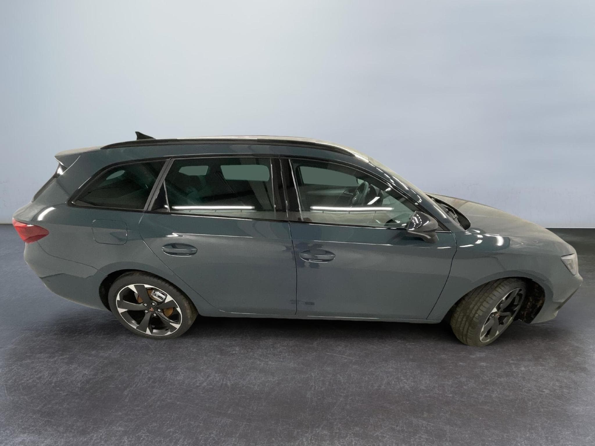 Cupra Leon Sportstourer (2026) - Photo 8