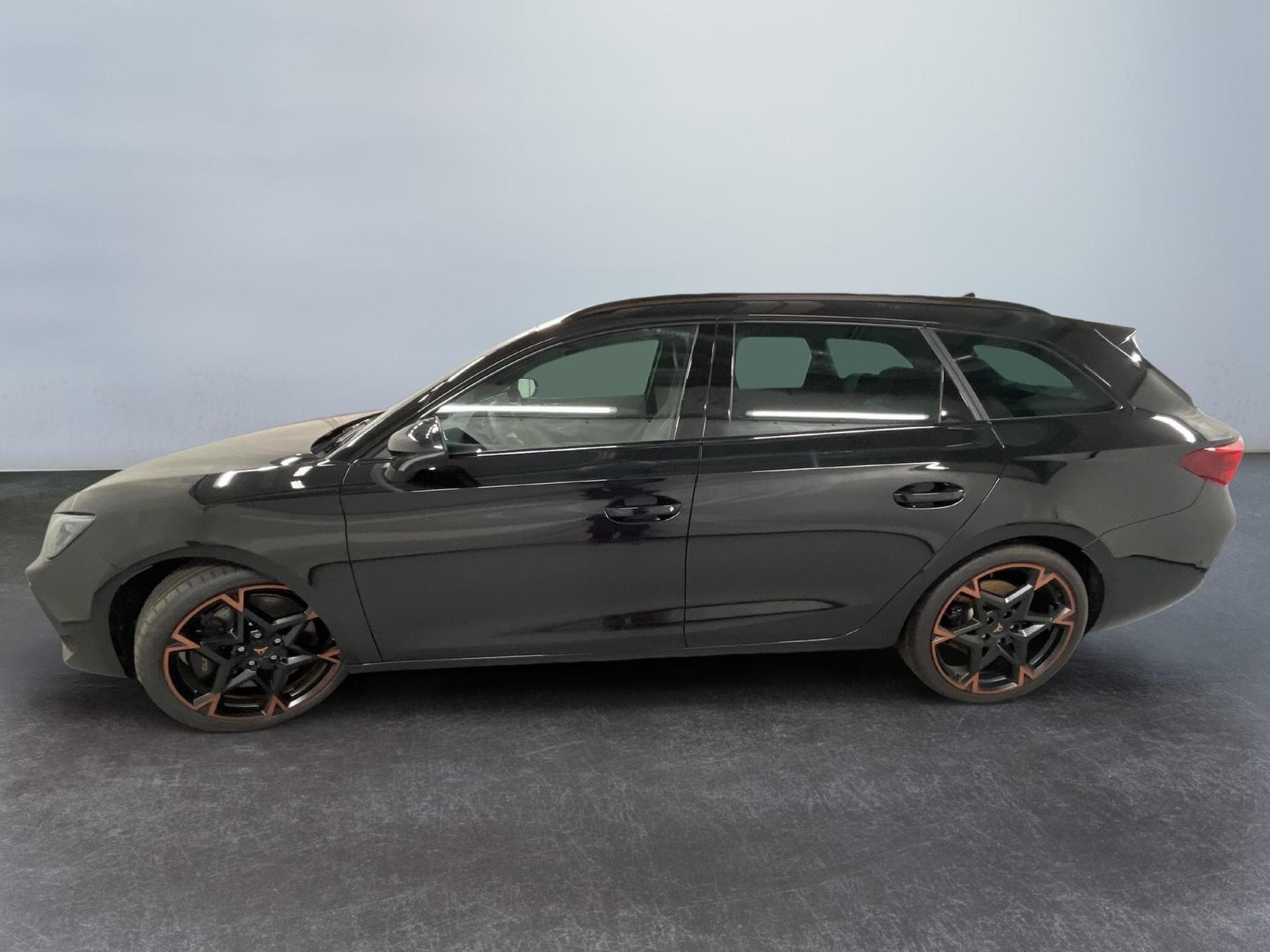 Cupra Leon VZ (2026) - Photo 4