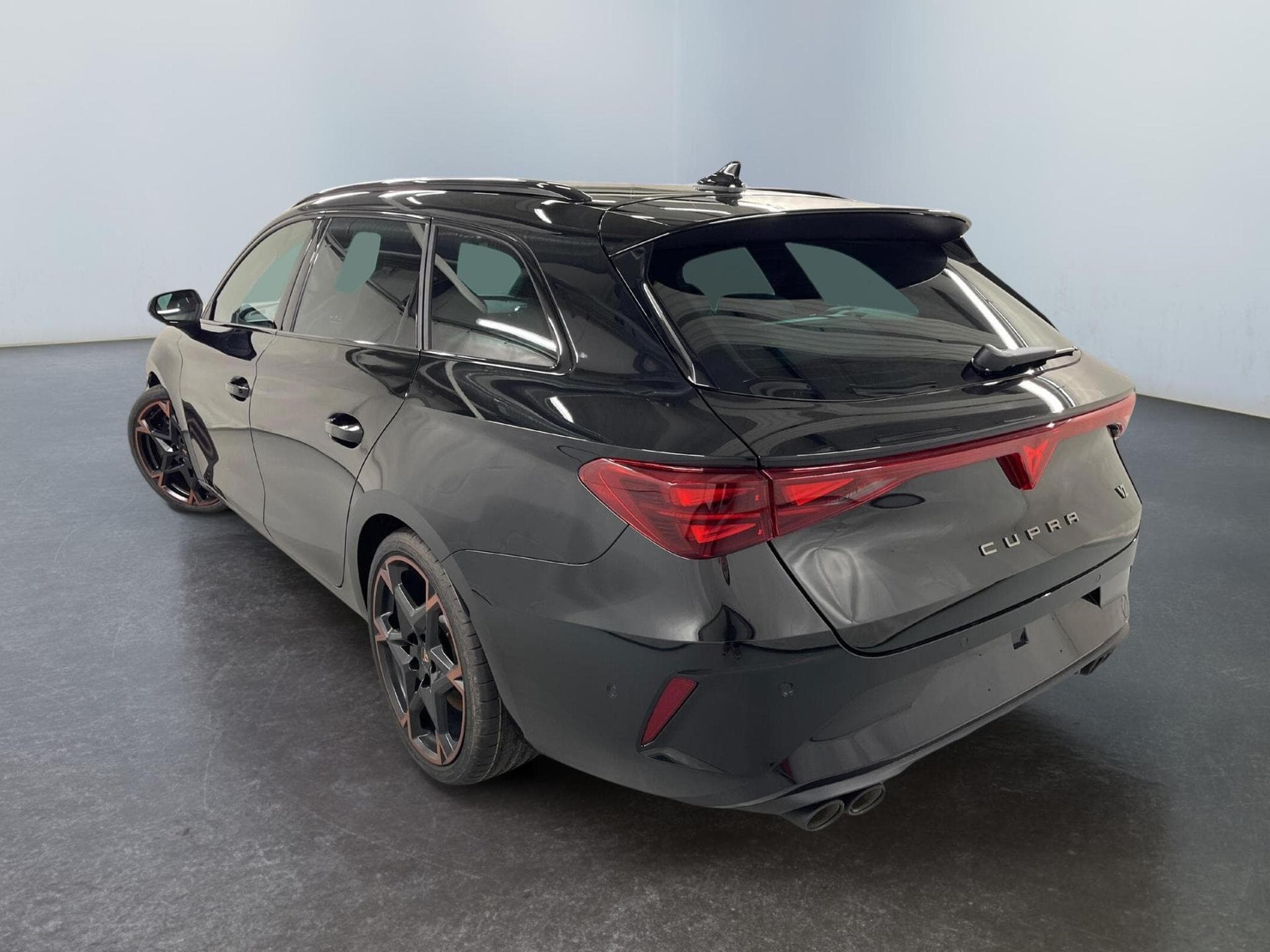 Cupra Leon VZ (2026) - Photo 5