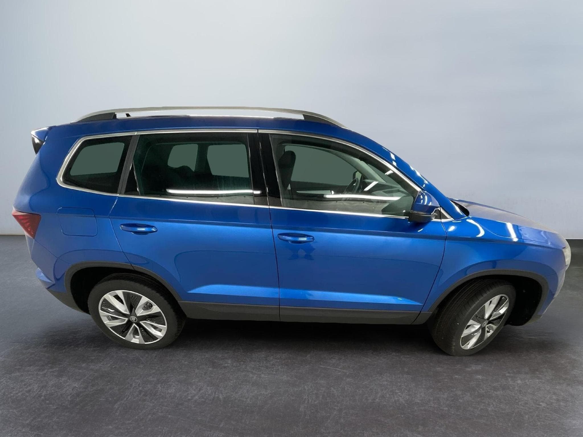 Skoda Karoq Selection (2026) - Photo 8