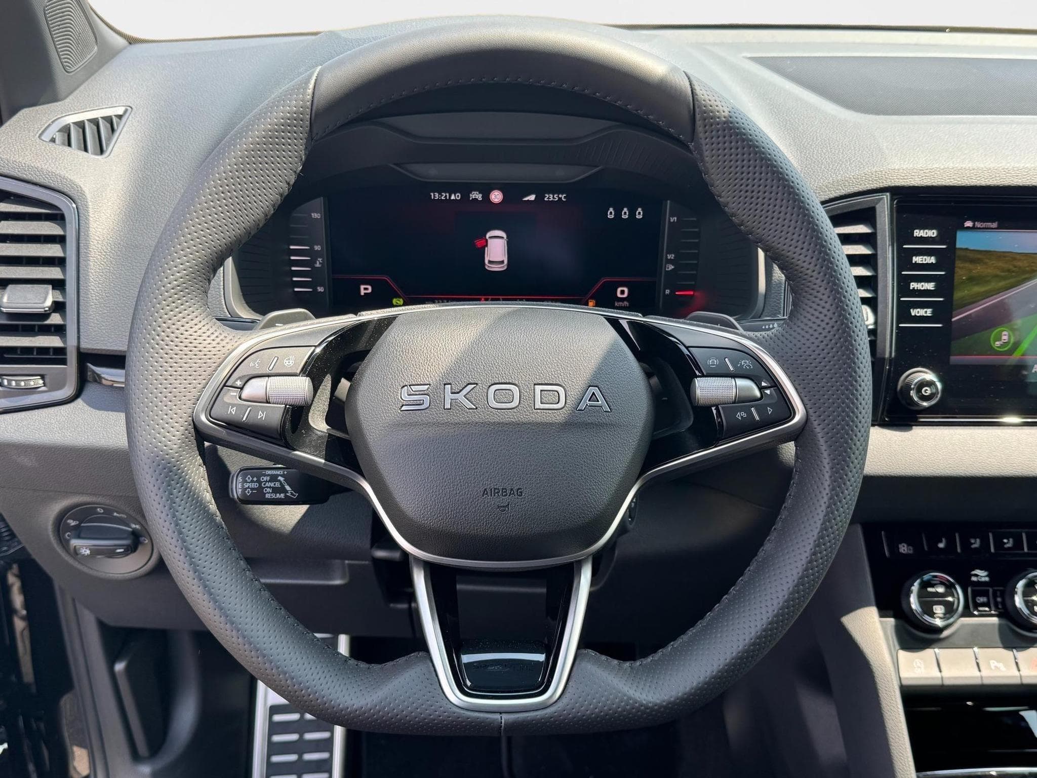 Skoda Karoq Sportline (2026) - Photo 11