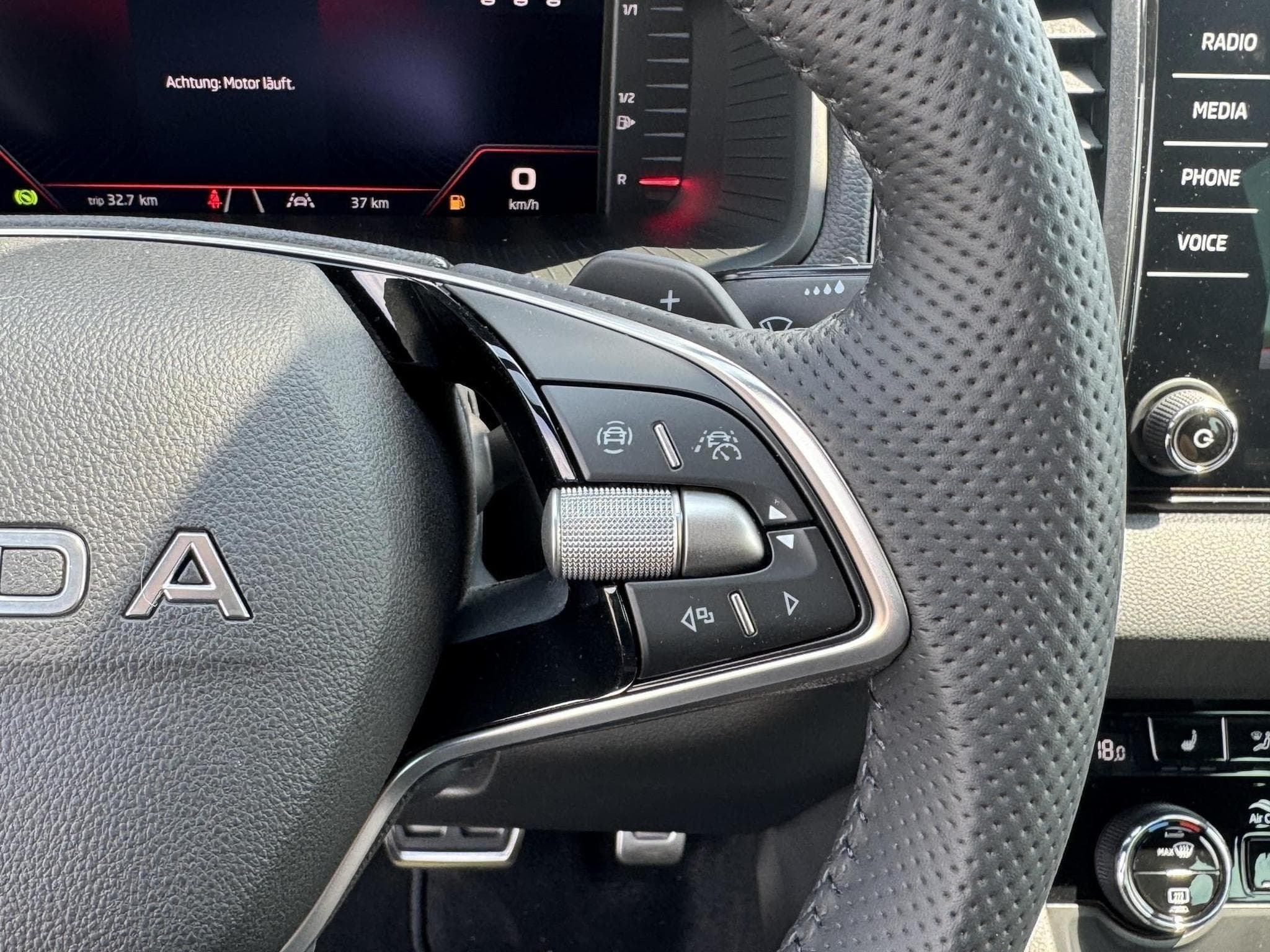 Skoda Karoq Sportline (2026) - Photo 13