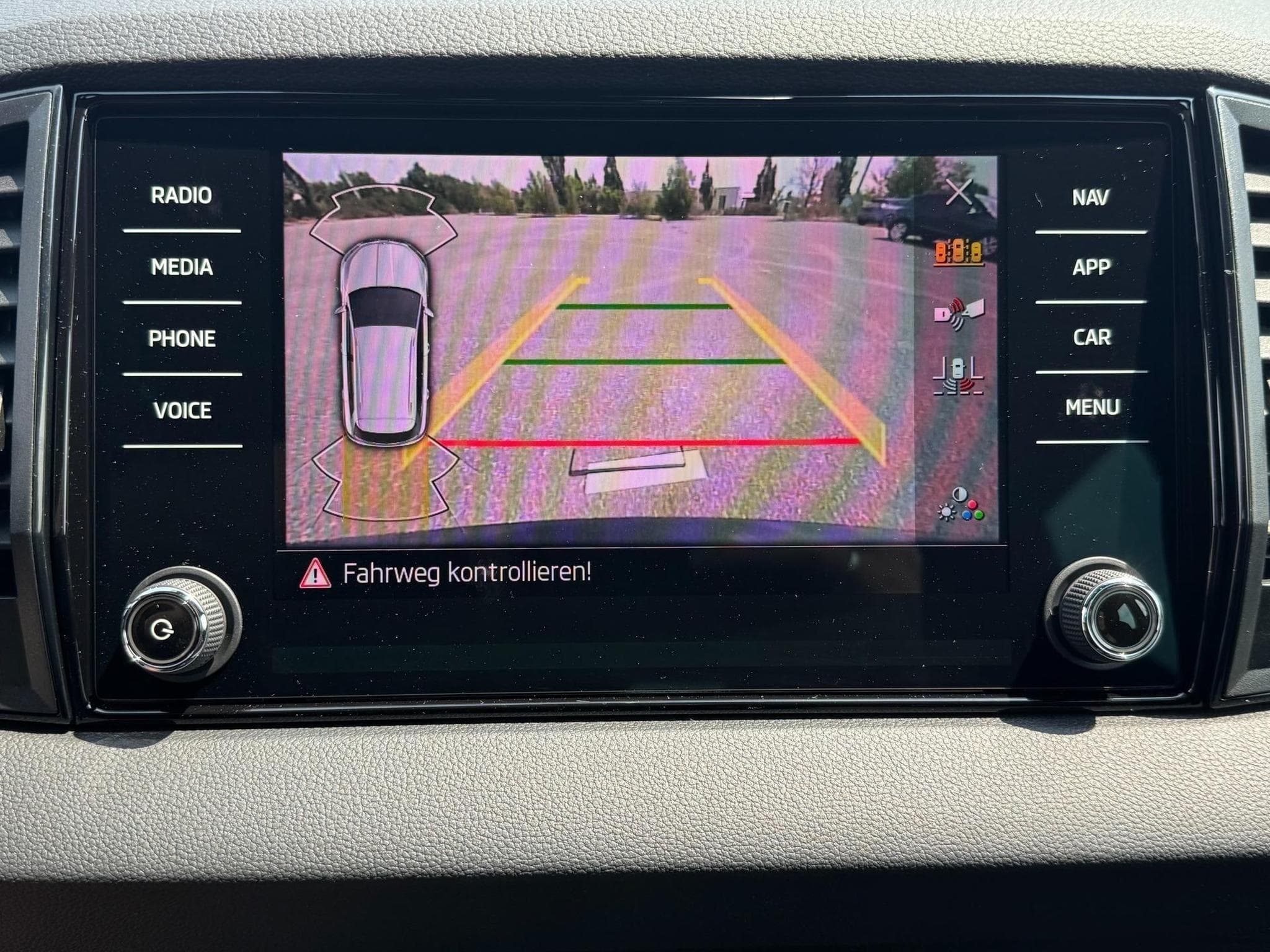 Skoda Karoq Sportline (2026) - Photo 18