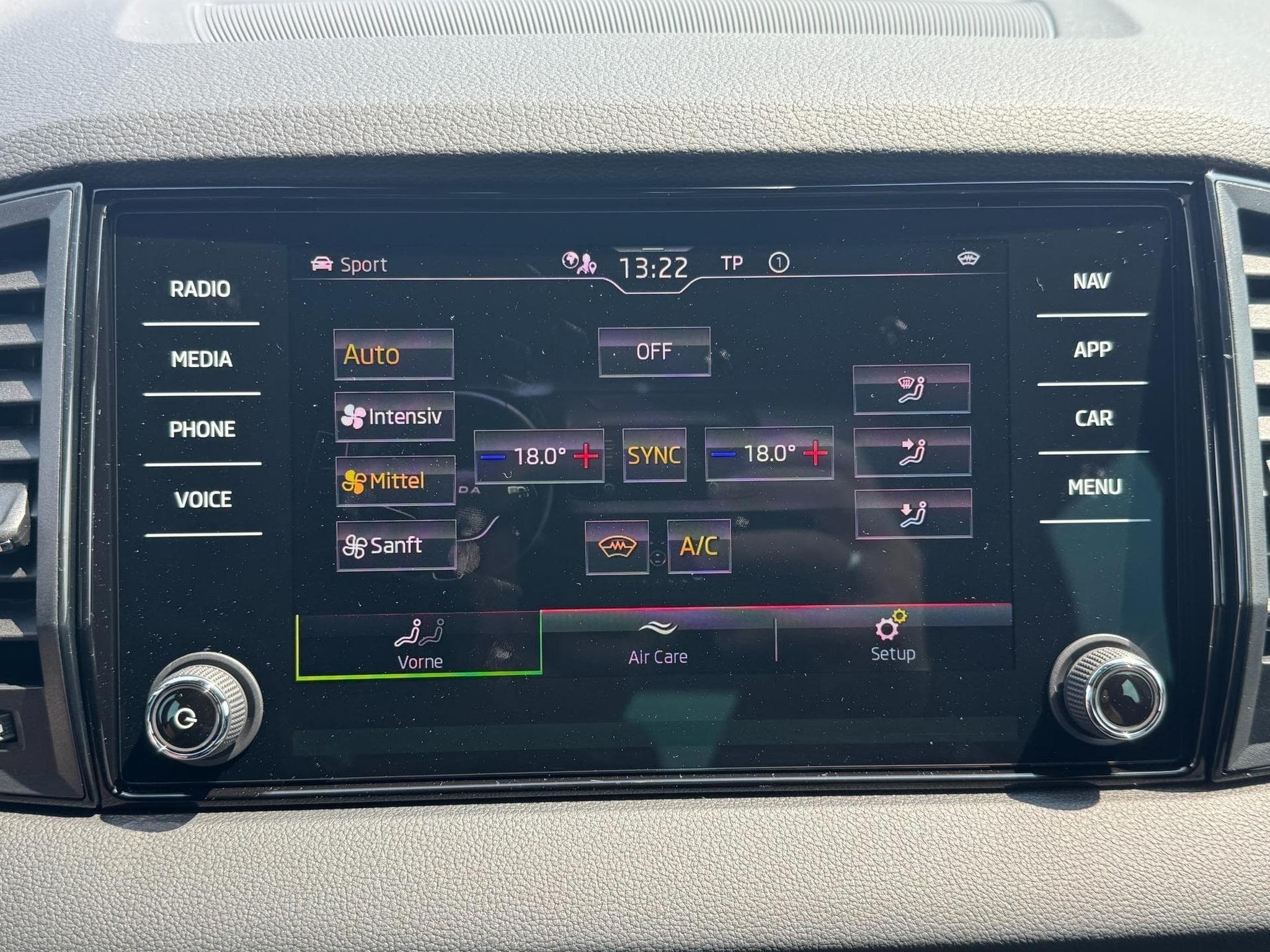 Skoda Karoq Sportline (2026) - Photo 20