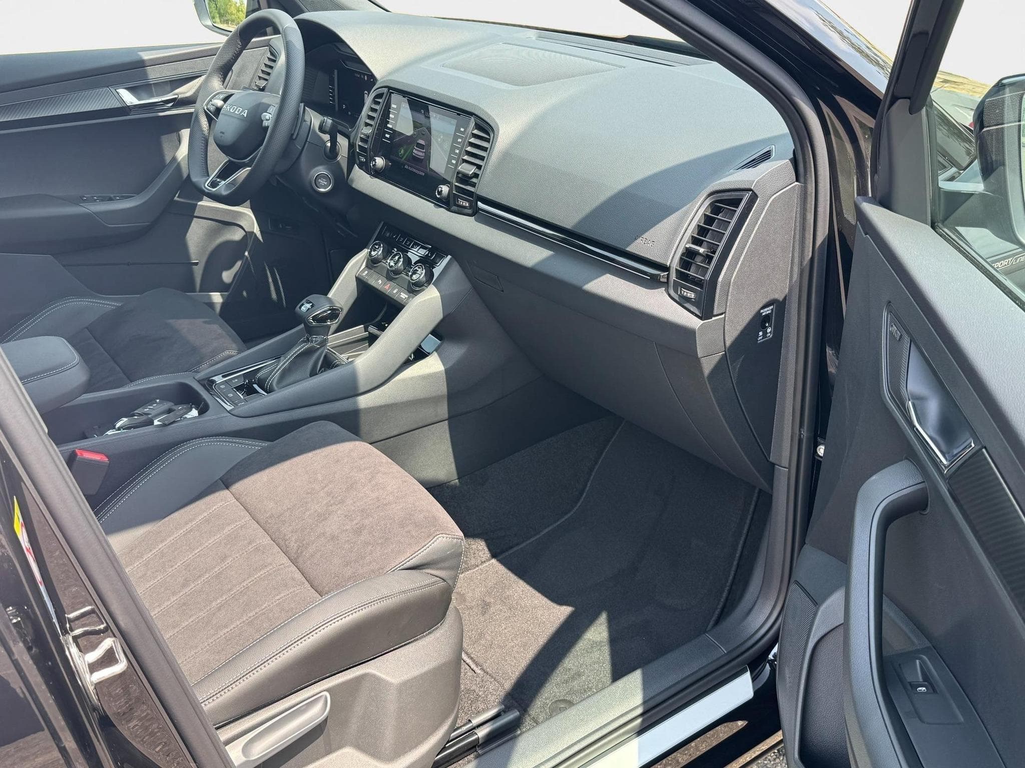 Skoda Karoq Sportline (2026) - Photo 8