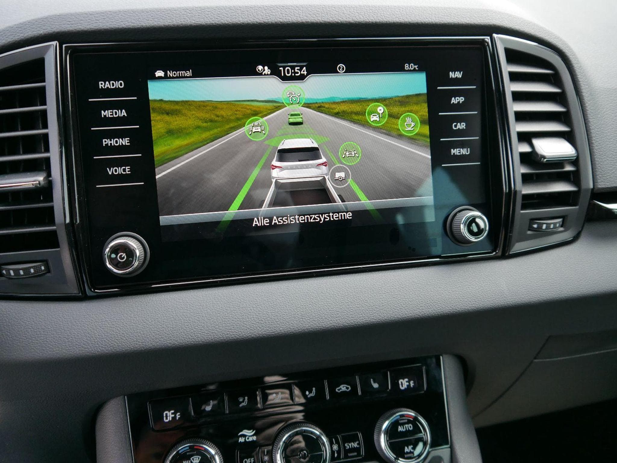 Skoda Karoq Sportline 2.0 TSI 4x4 DSG (2026) - Photo 15