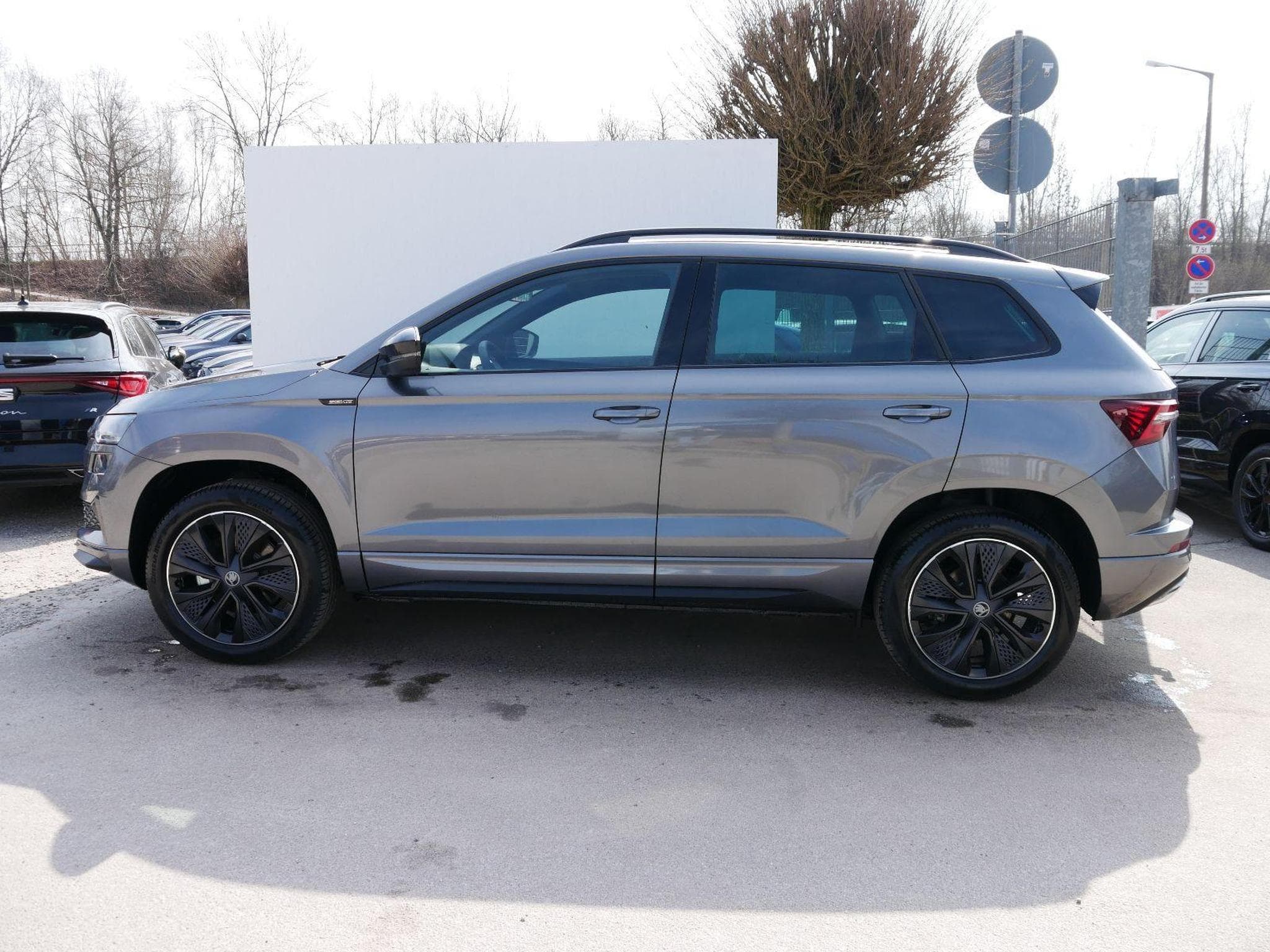 Skoda Karoq Sportline 2.0 TSI 4x4 DSG (2026) - Photo 4
