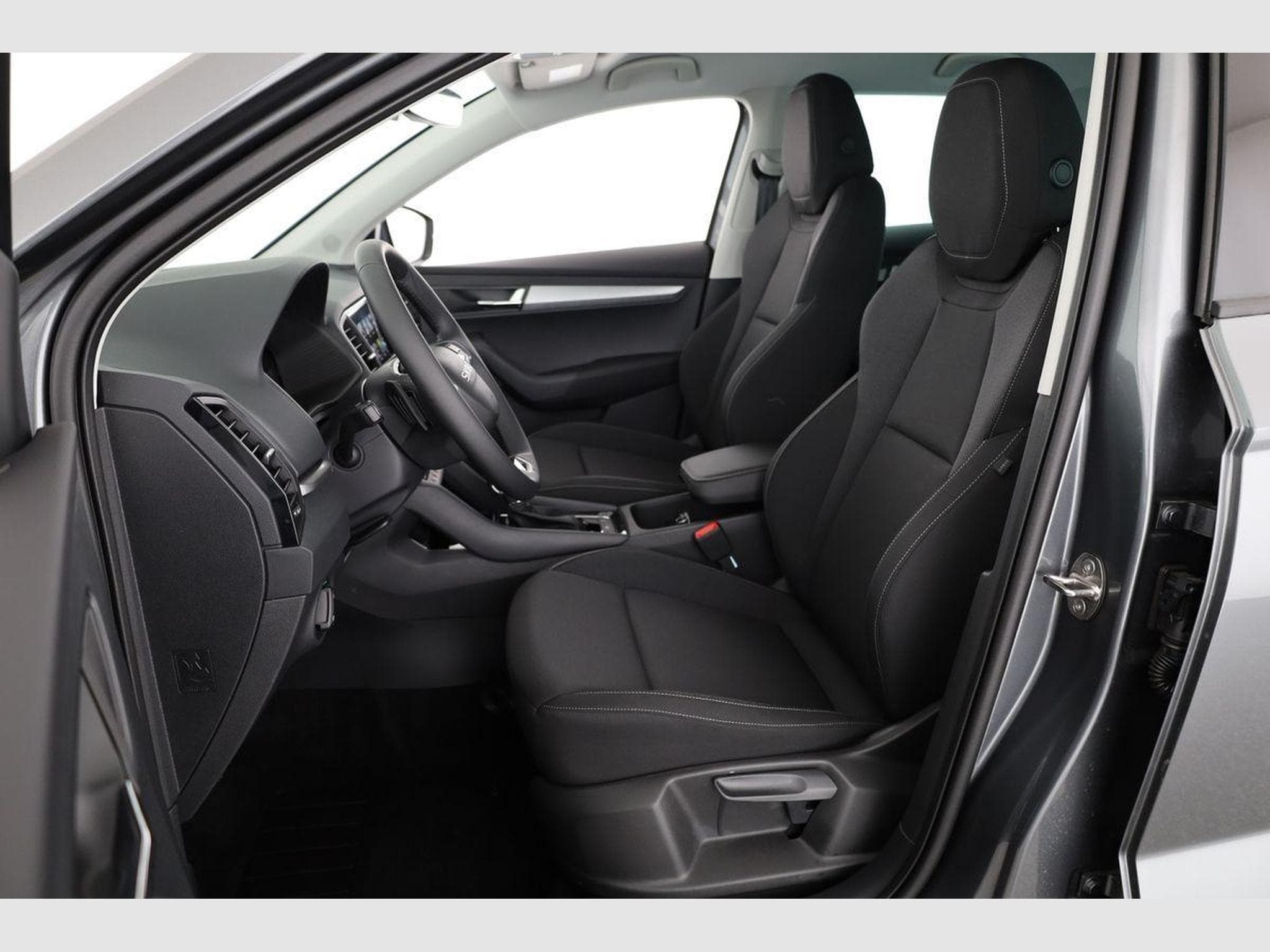 Skoda Karoq Selection 4x4 (2026) - Photo 10