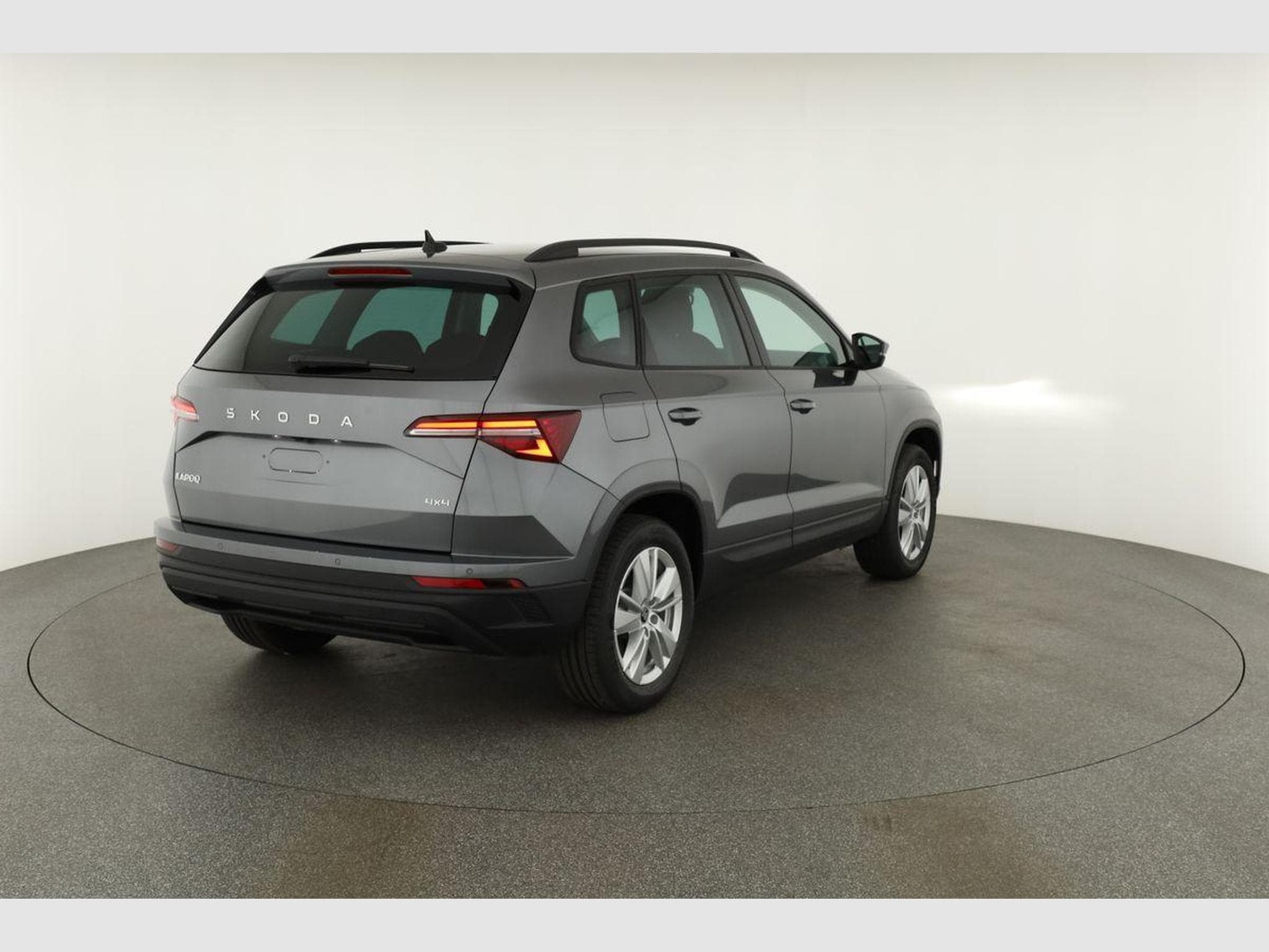 Skoda Karoq Selection 4x4 (2026) - Photo 18