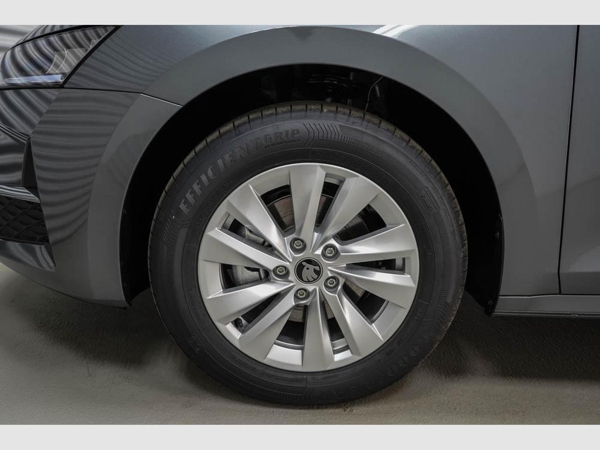 Skoda Octavia Kombi 2,0 TDI (2026) - Photo 5