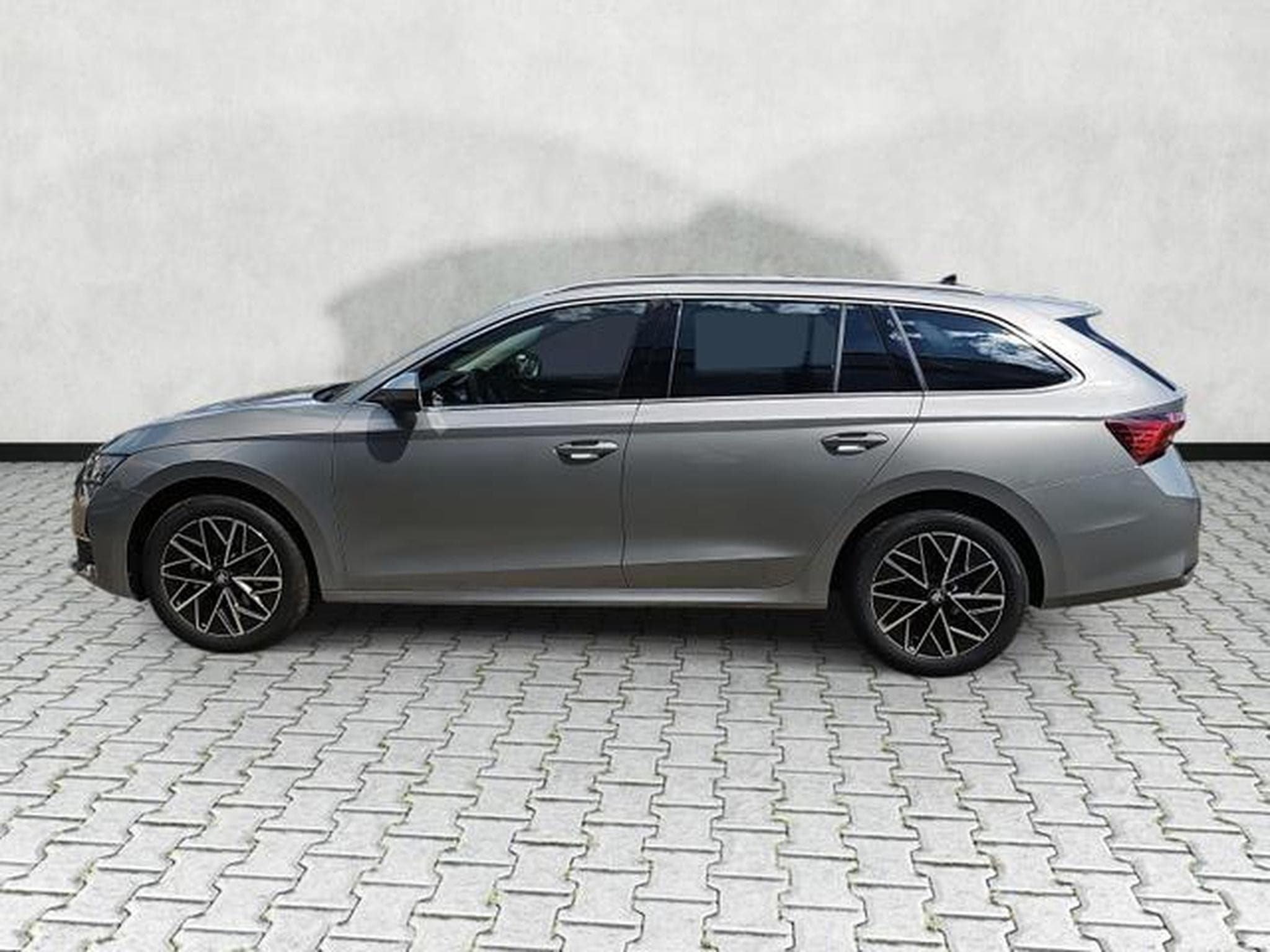 Skoda Octavia 2.0 TDI 110 kW Selection (2026) - Photo 4