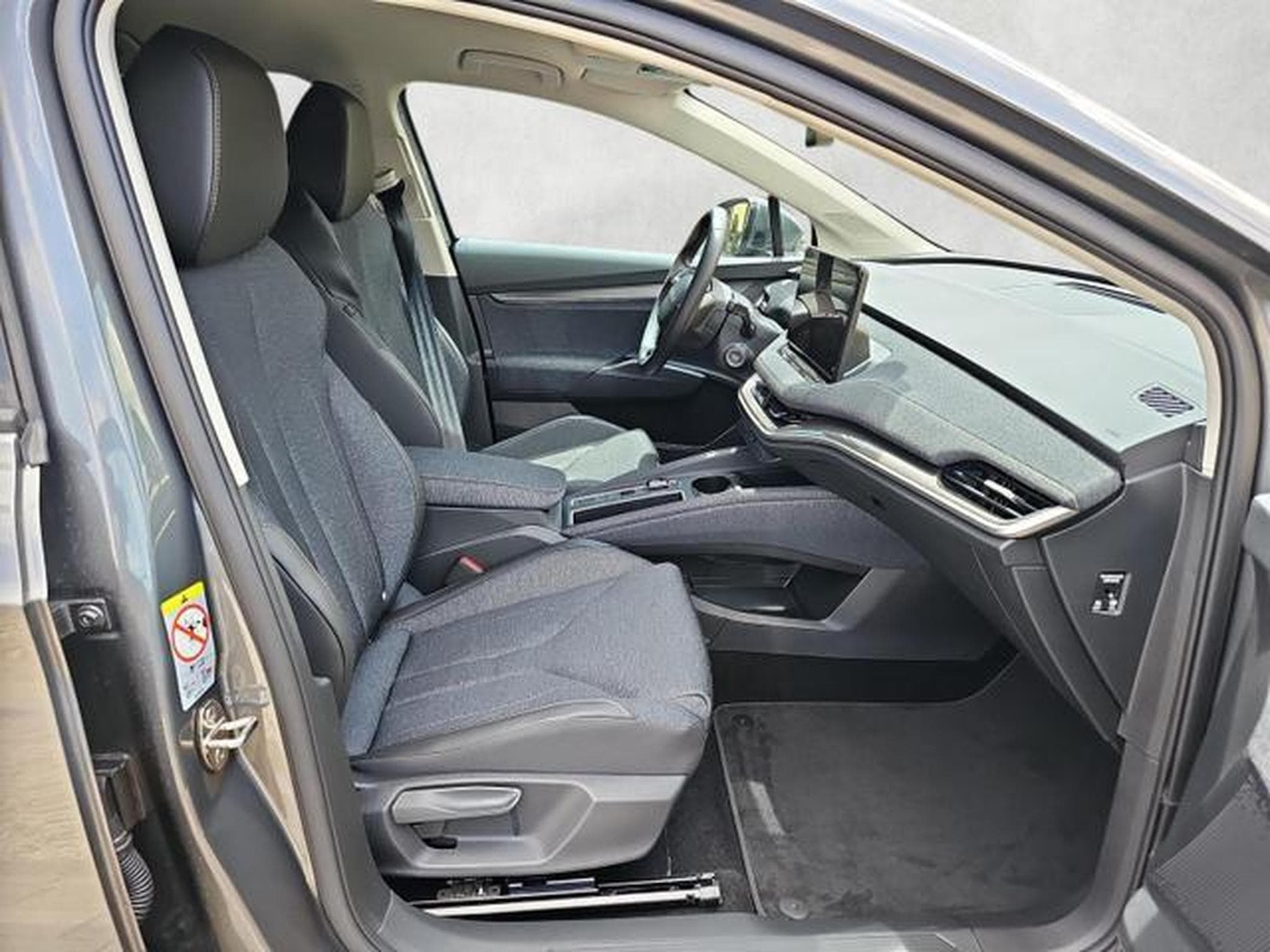 Skoda Elroq 60 Selection (2026) - Photo 10