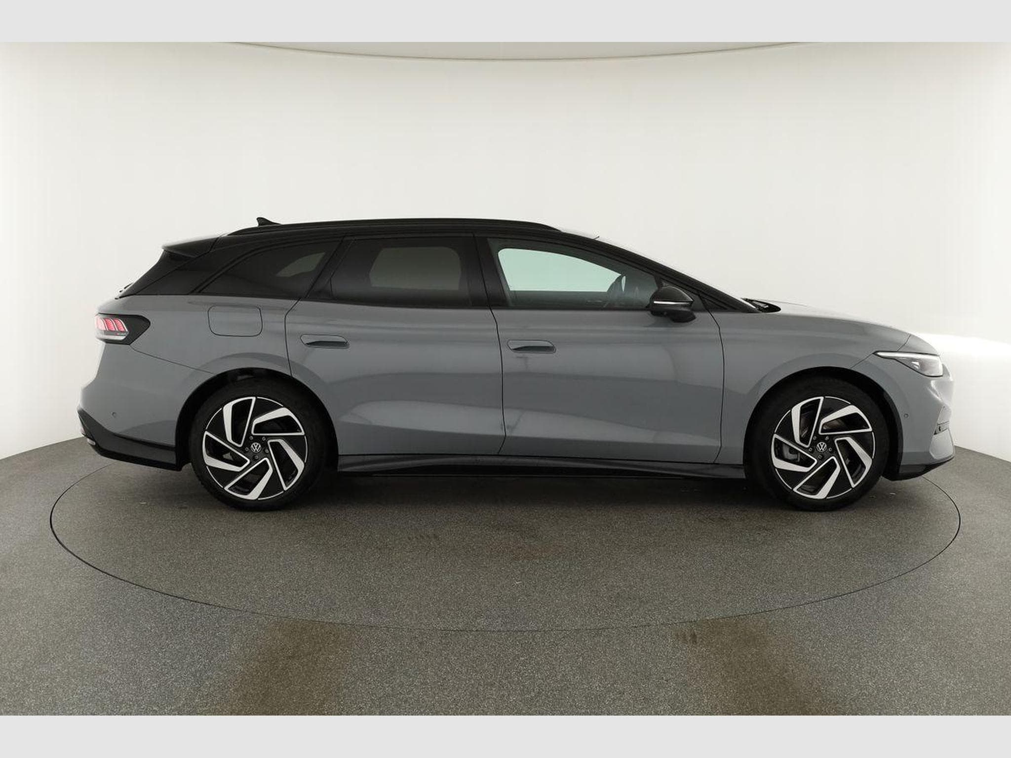 VW ID.7 Kombi Pro 210 kW (2026) - Photo 20