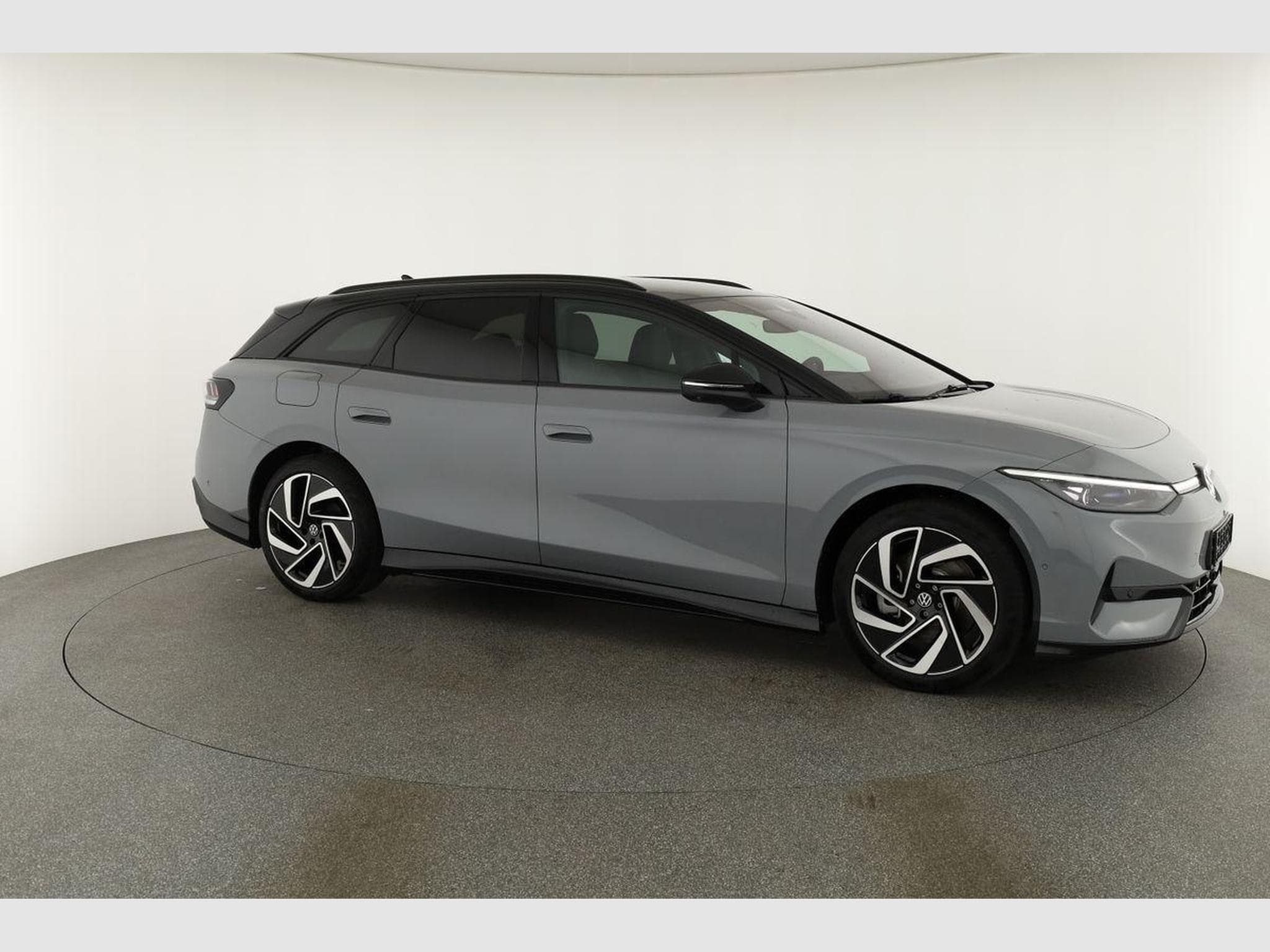VW ID.7 Kombi Pro 210 kW (2026) - Photo 22