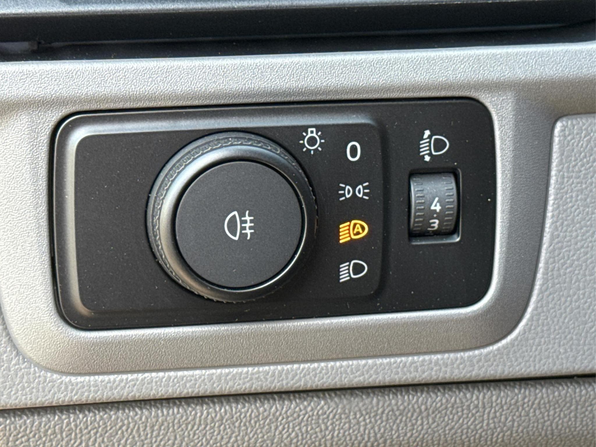 VW T7 Basis (2026) - Photo 16