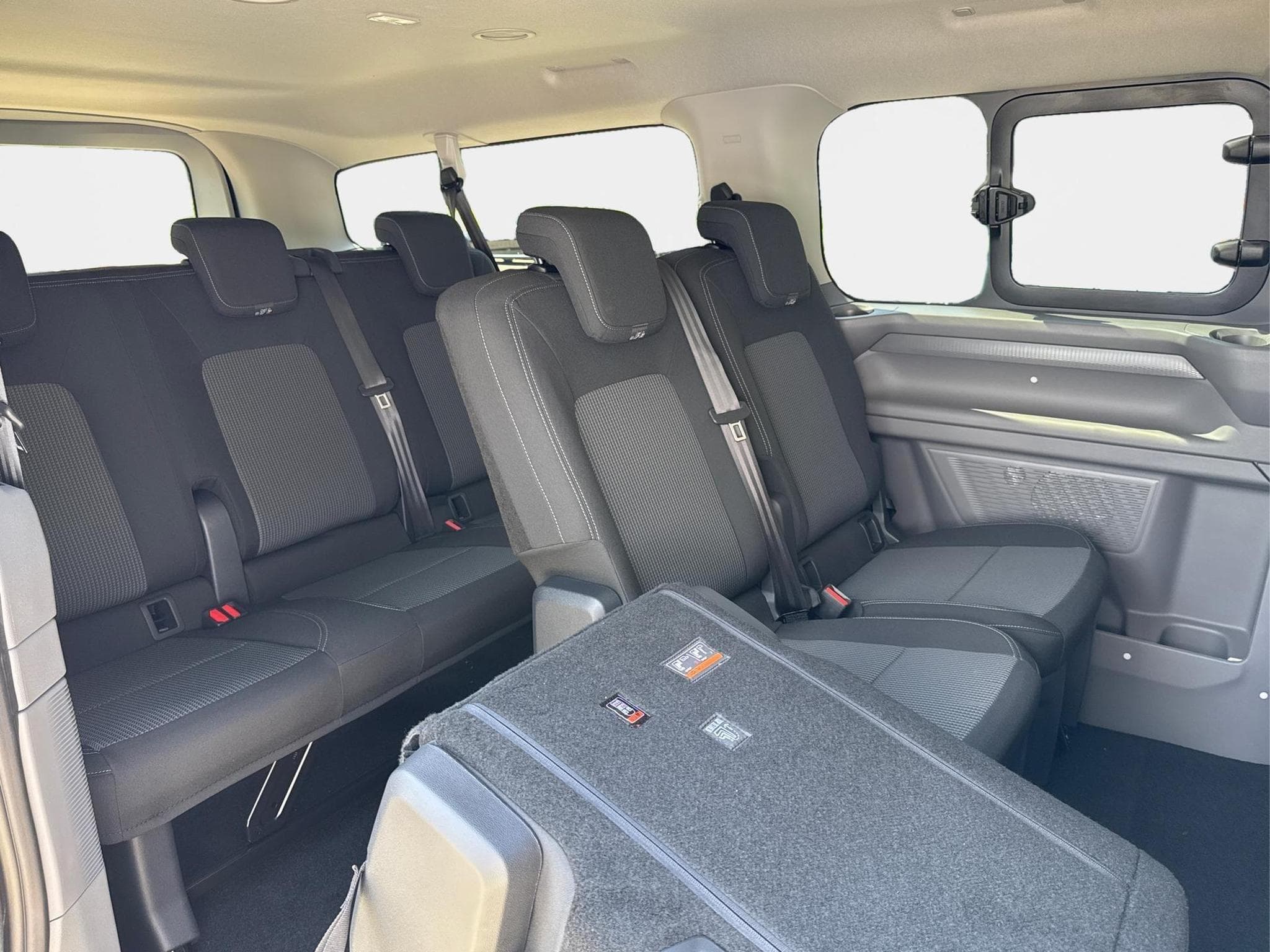 VW T7 Basis (2026) - Photo 18