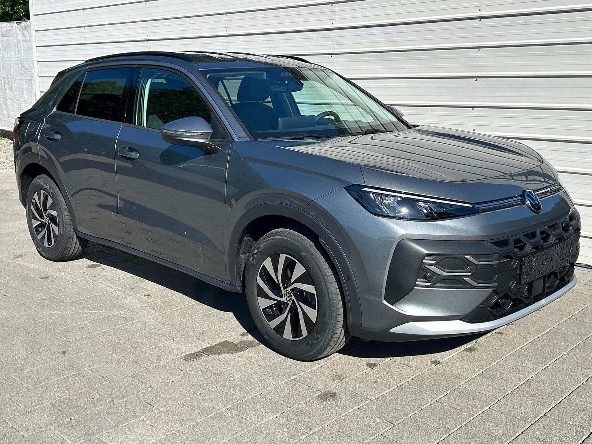 VW T-Roc Life (2026) - Photo 1