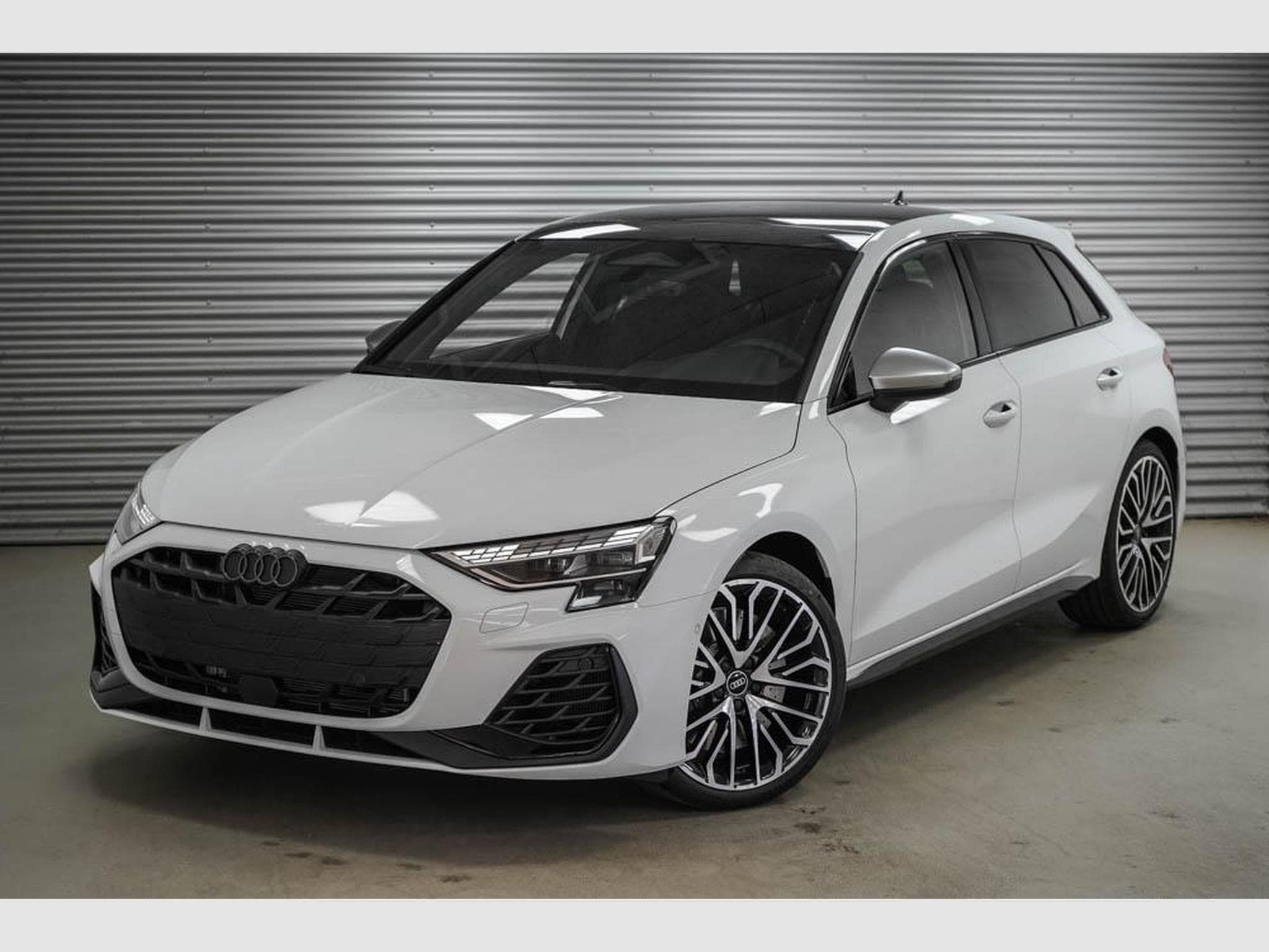 Audi S3 Sportback 2,0 TFSI (2026) - Photo 1