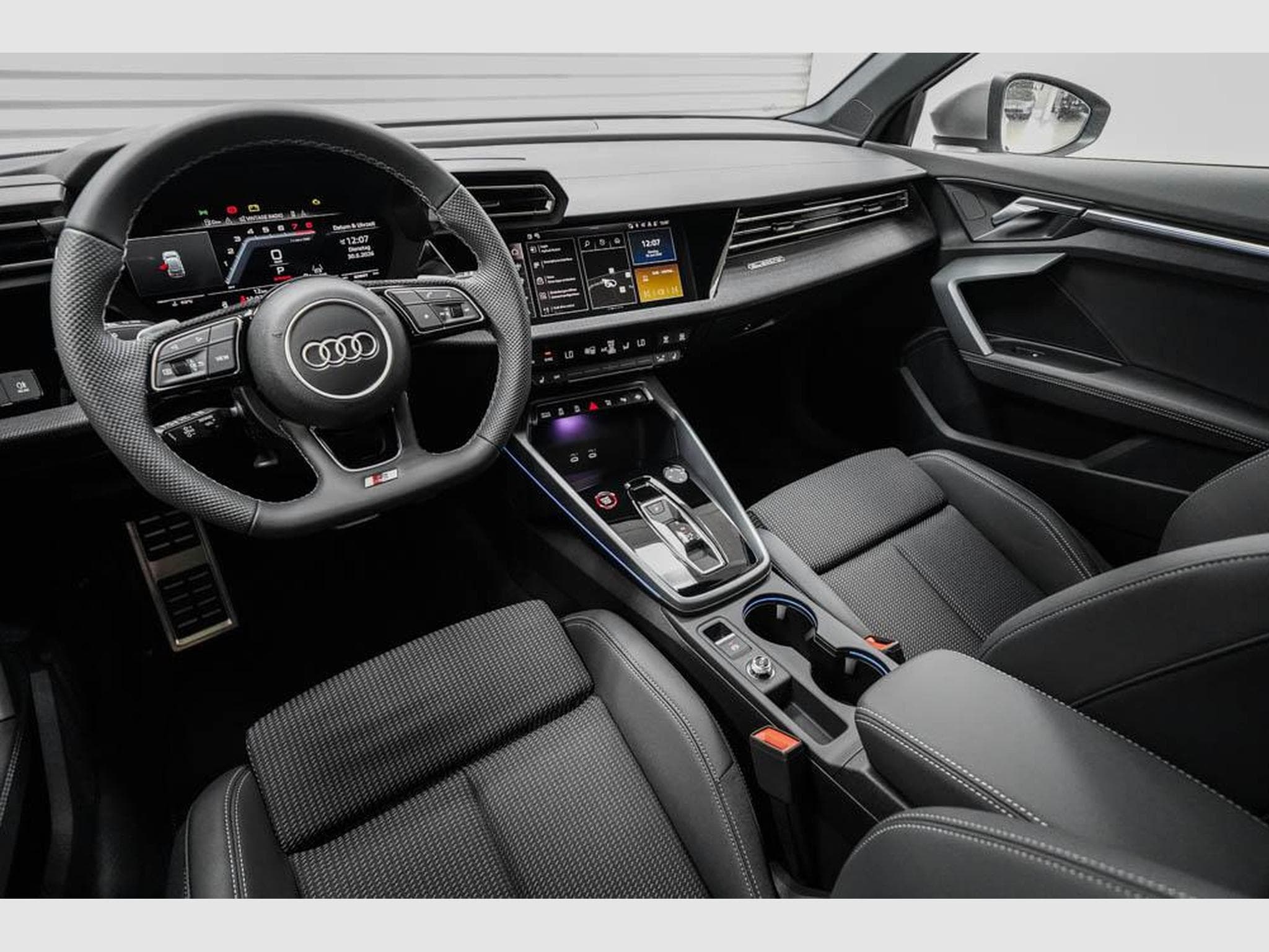 Audi S3 Sportback 2,0 TFSI (2026) - Photo 7