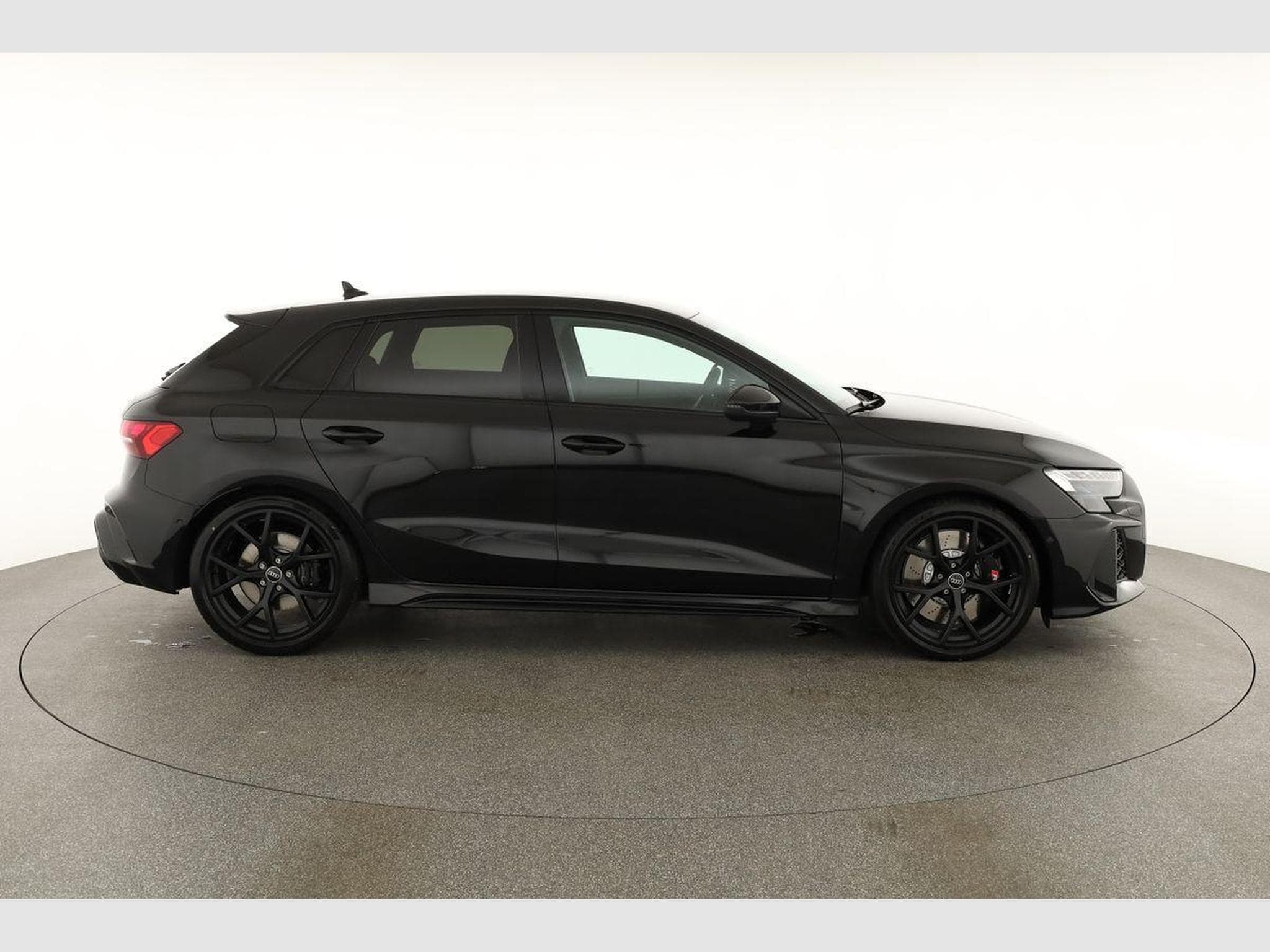 Audi RS3 Sportback 2.5 294 kW TFSI quattro (2026) - Photo 22