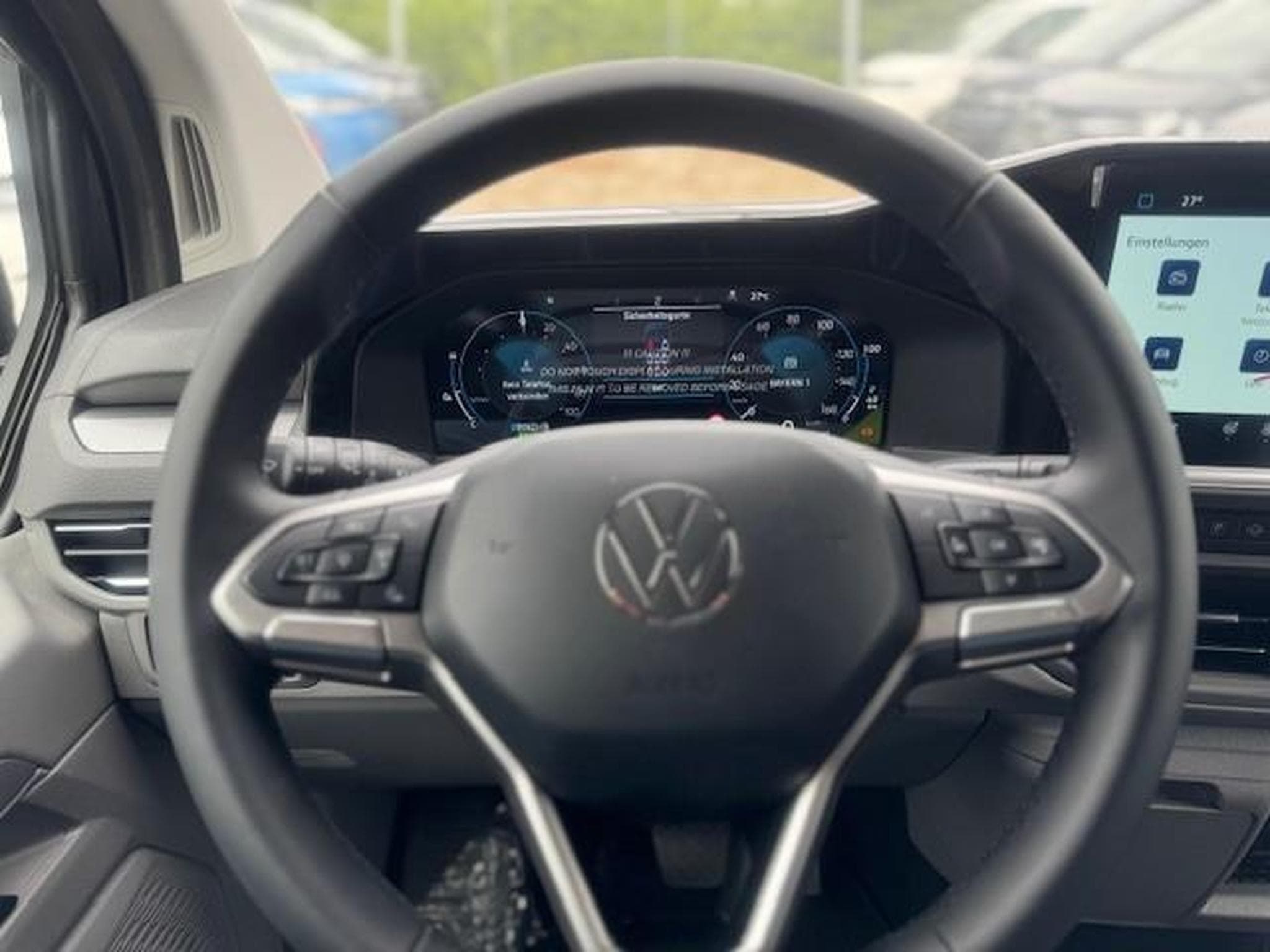 VW Caravelle BEV 160 kW Style RWD KR (2026) - Photo 4