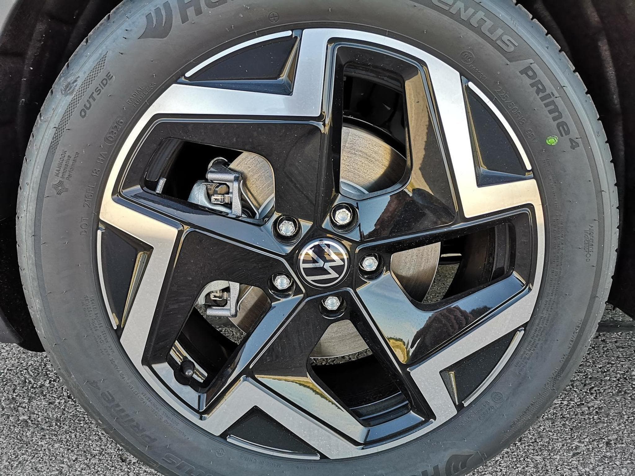 VW T-Roc 1.5 eTSI 110 kW R-Line (2026) - Photo 4