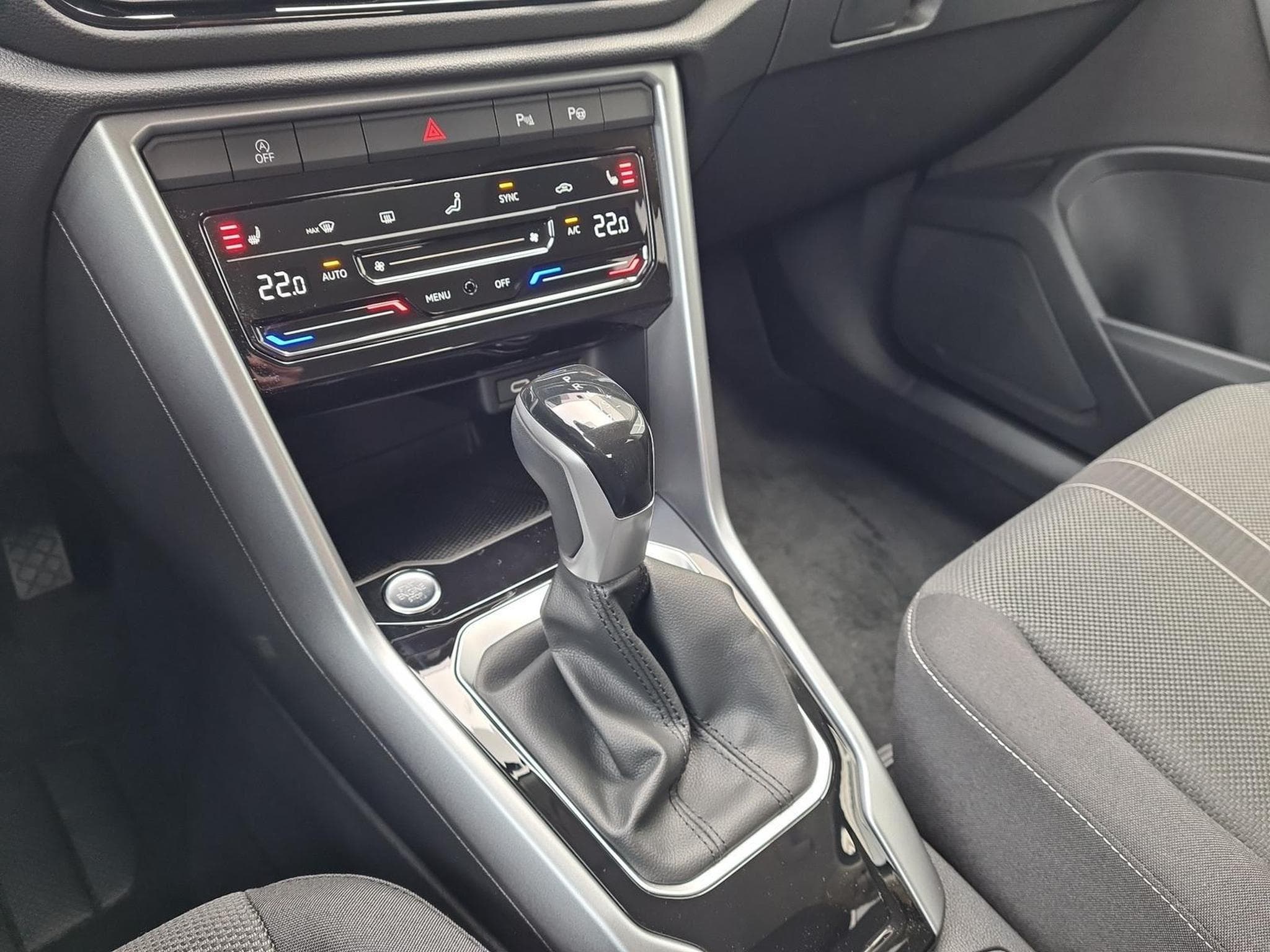 VW T-Roc Life (2025) - Photo 21