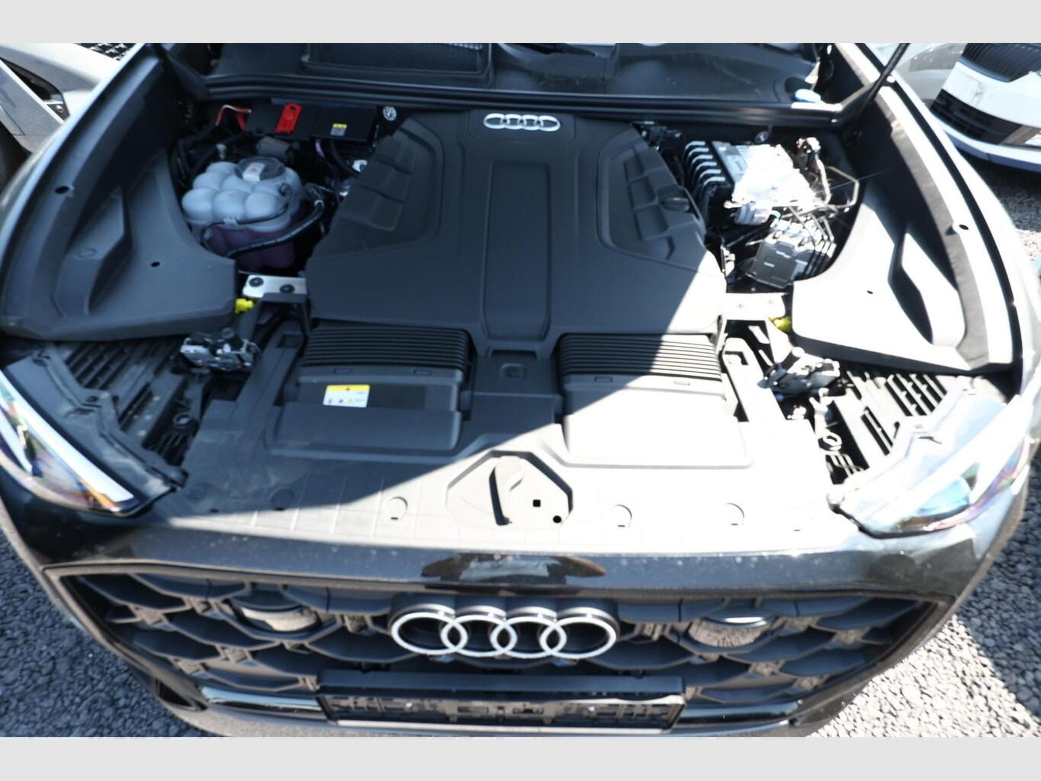 Audi Q8 S line (2026) - Photo 10