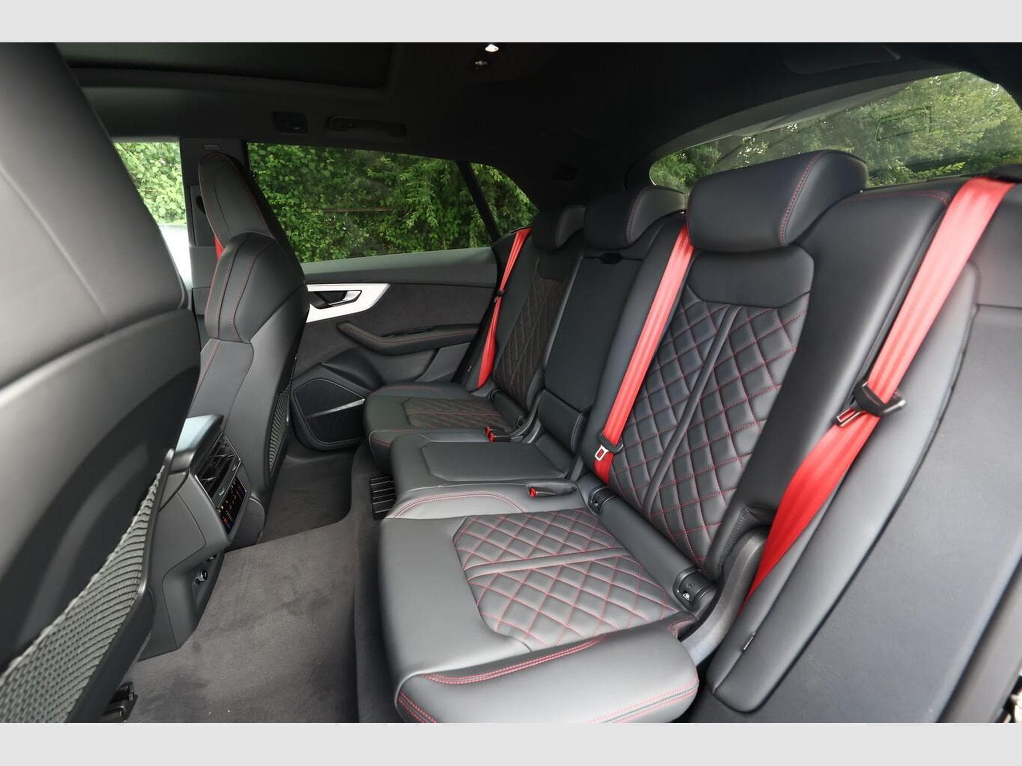 Audi Q8 S line (2026) - Photo 10