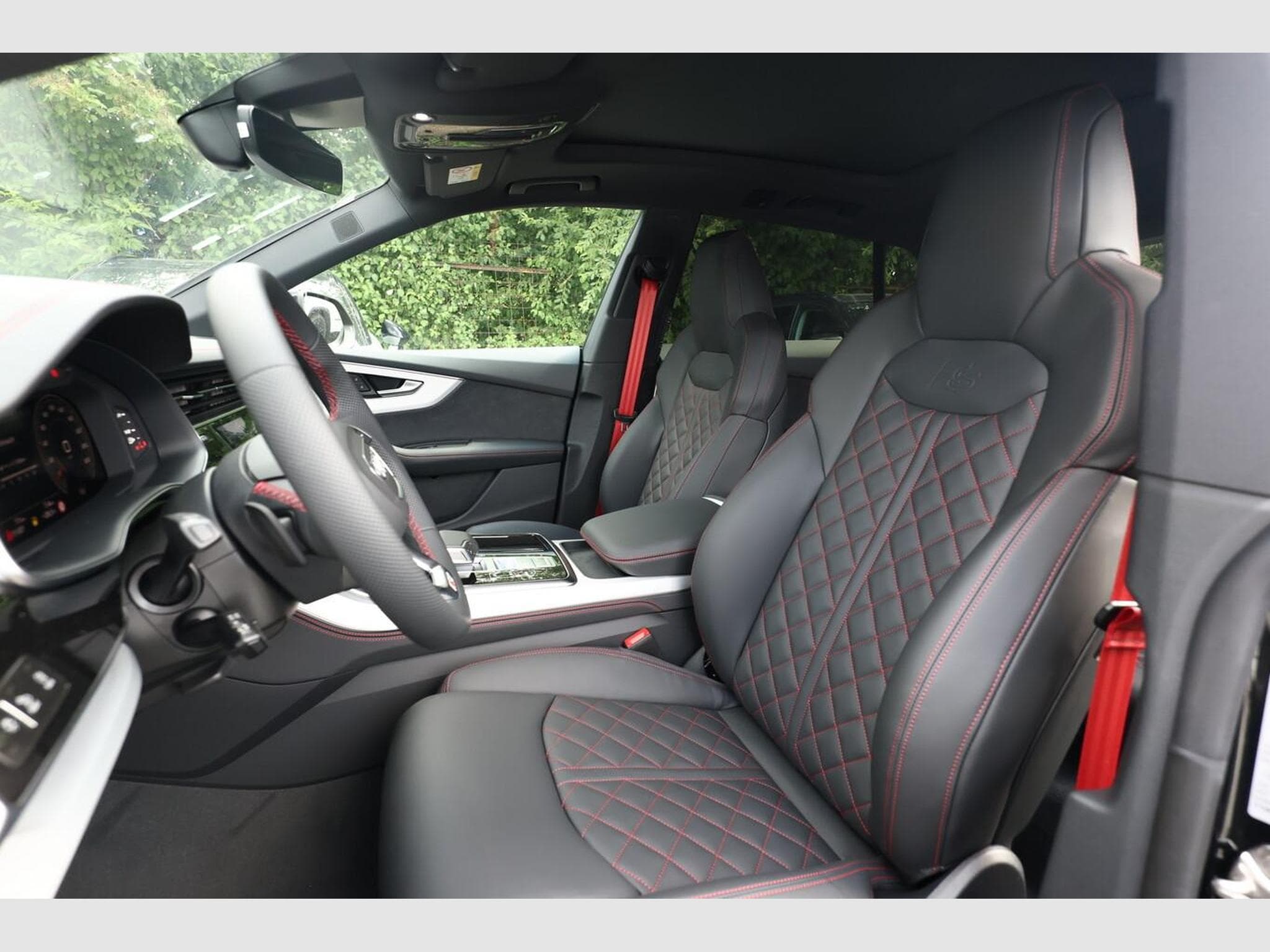 Audi Q8 S line (2026) - Photo 6