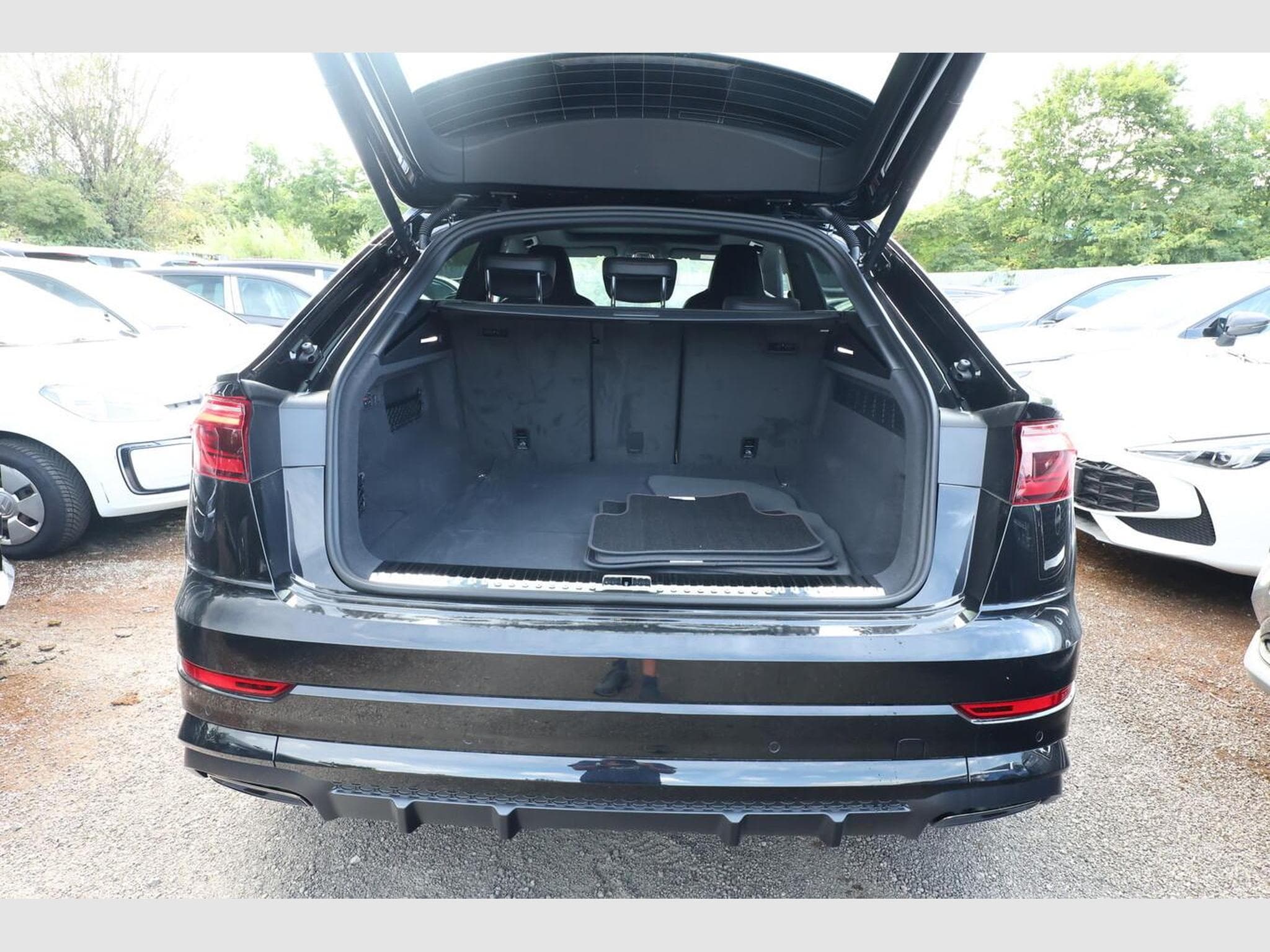 Audi Q8 S line (2026) - Photo 11