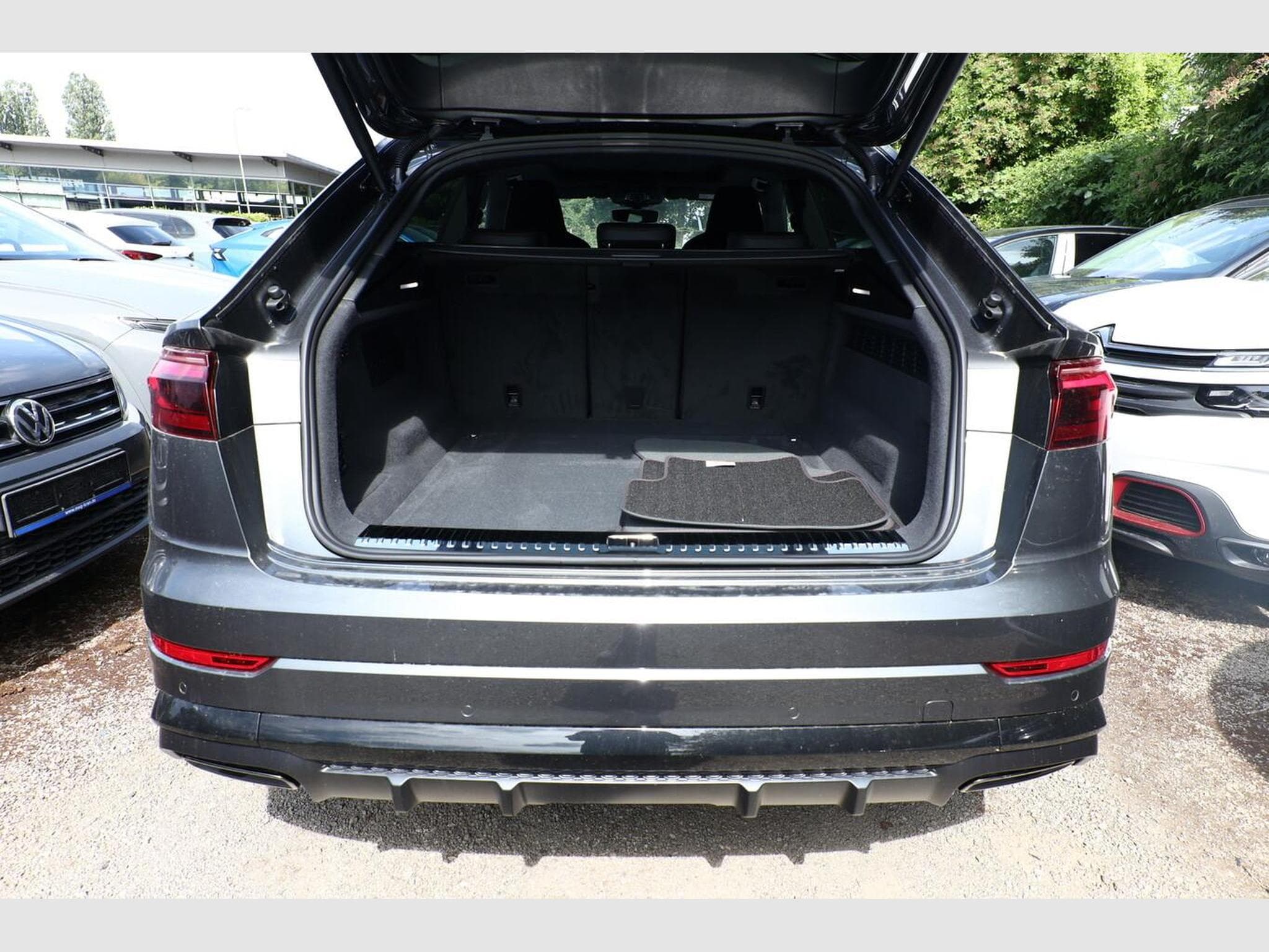 Audi Q8 S line (2026) - Photo 11