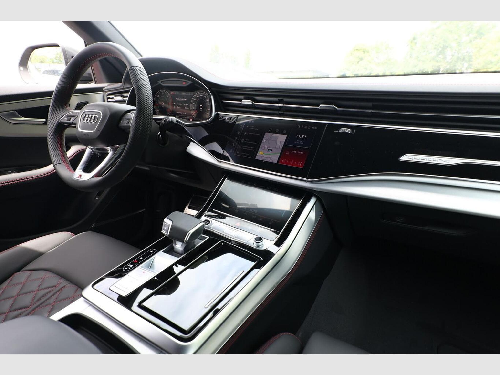 Audi Q8 S line (2026) - Photo 9