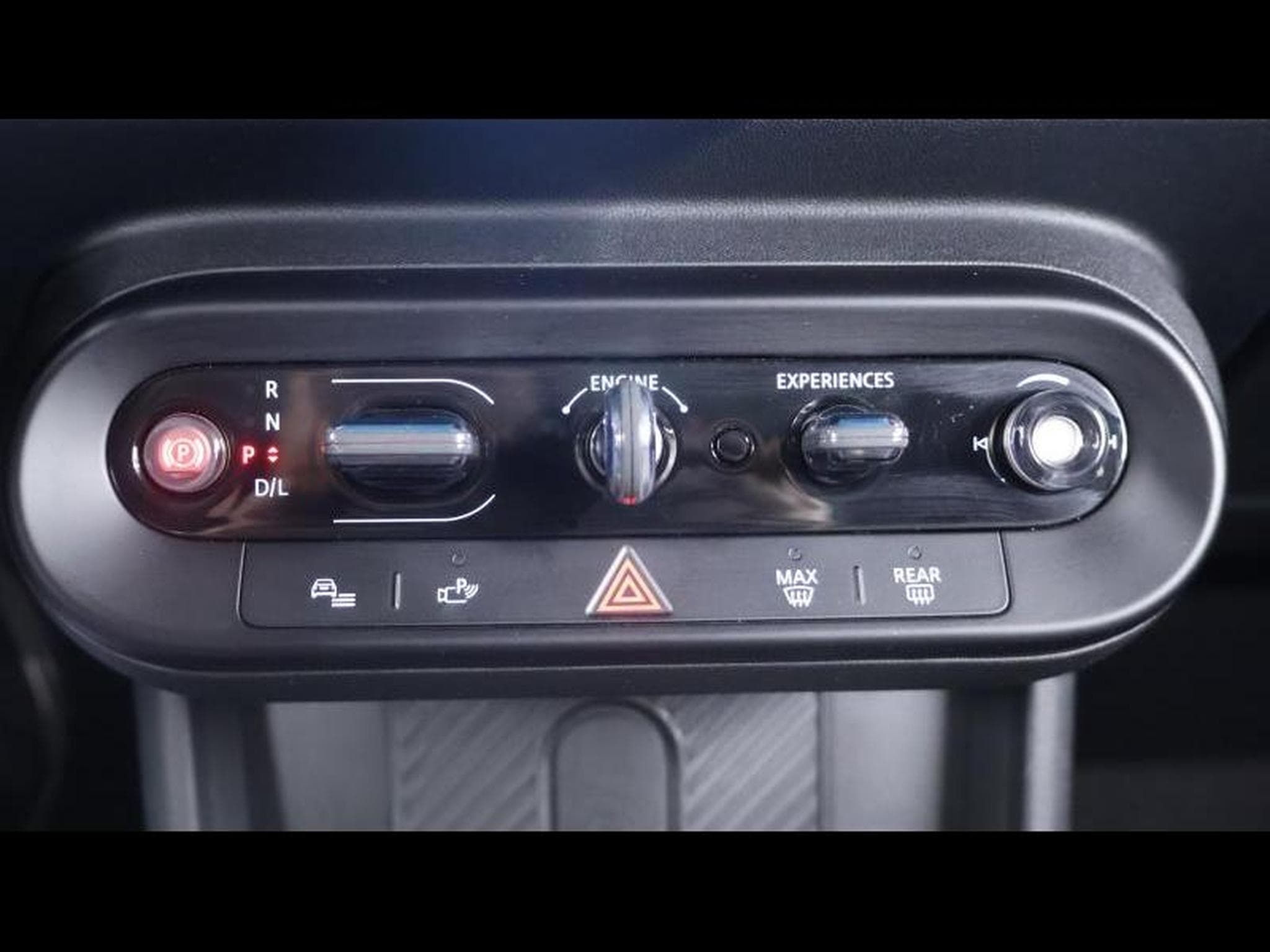 MINI Cooper 156cv Steptronic hatch 3 portes (2024) - Photo 19