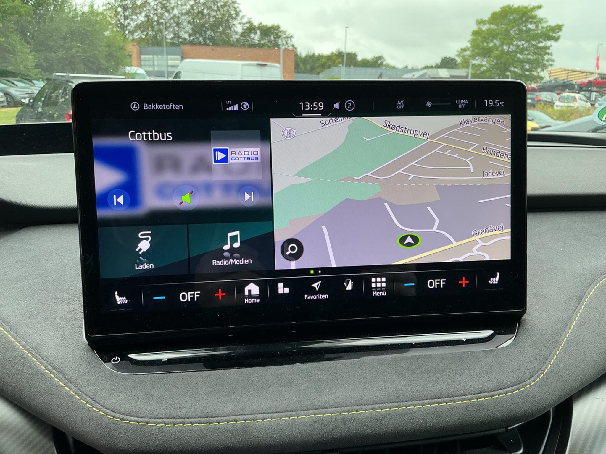 Skoda Enyaq RS Coupe (2023) - Photo 10