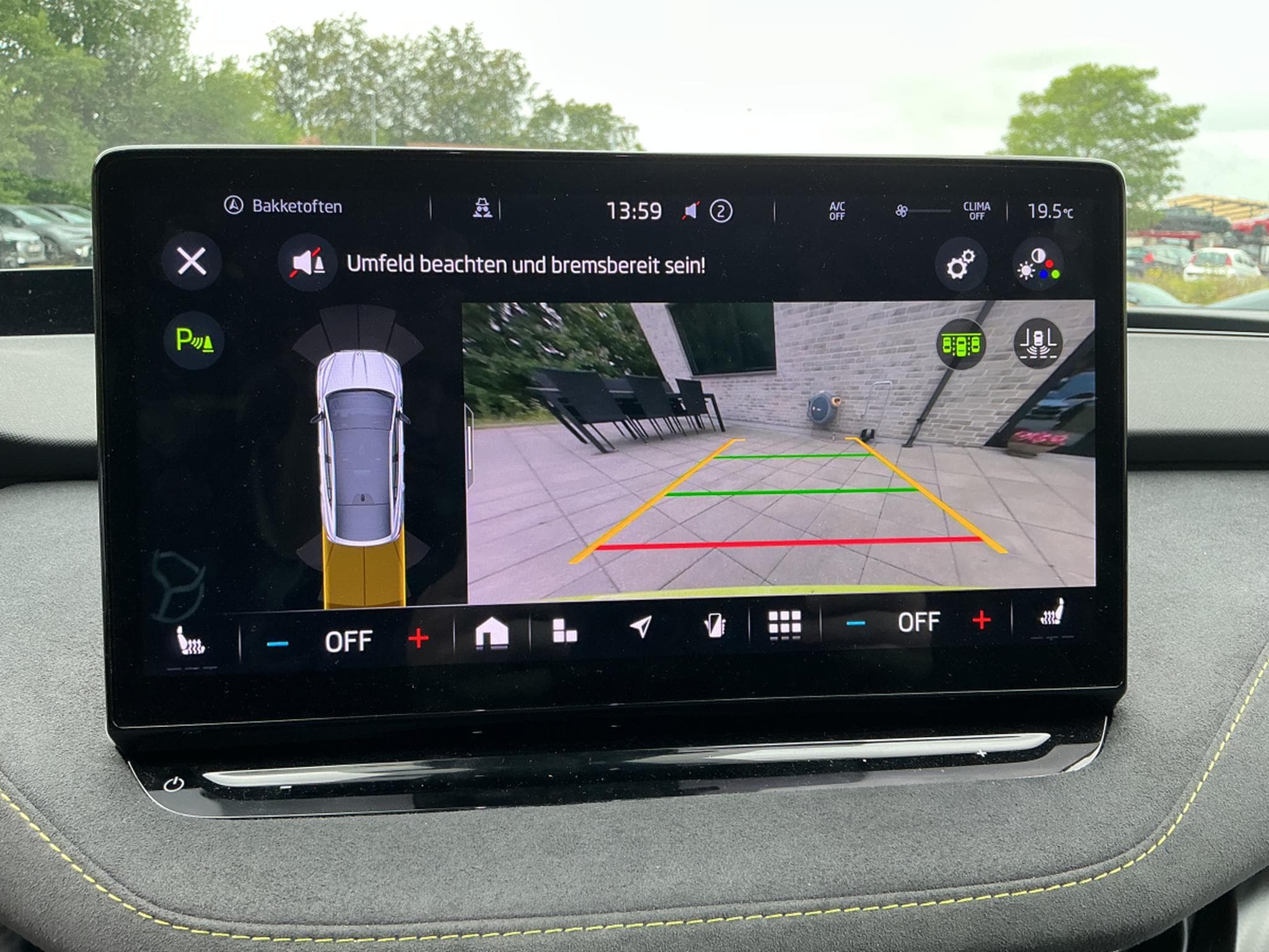 Skoda Enyaq RS Coupe (2023) - Photo 11