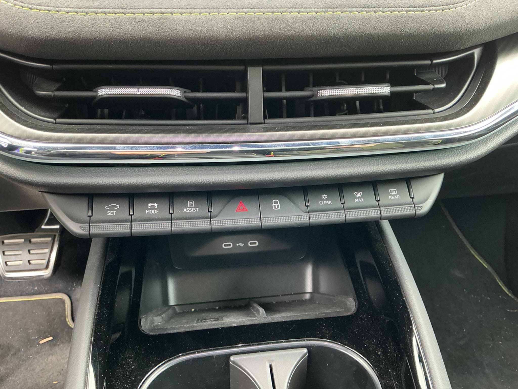 Skoda Enyaq RS Coupe (2023) - Photo 12