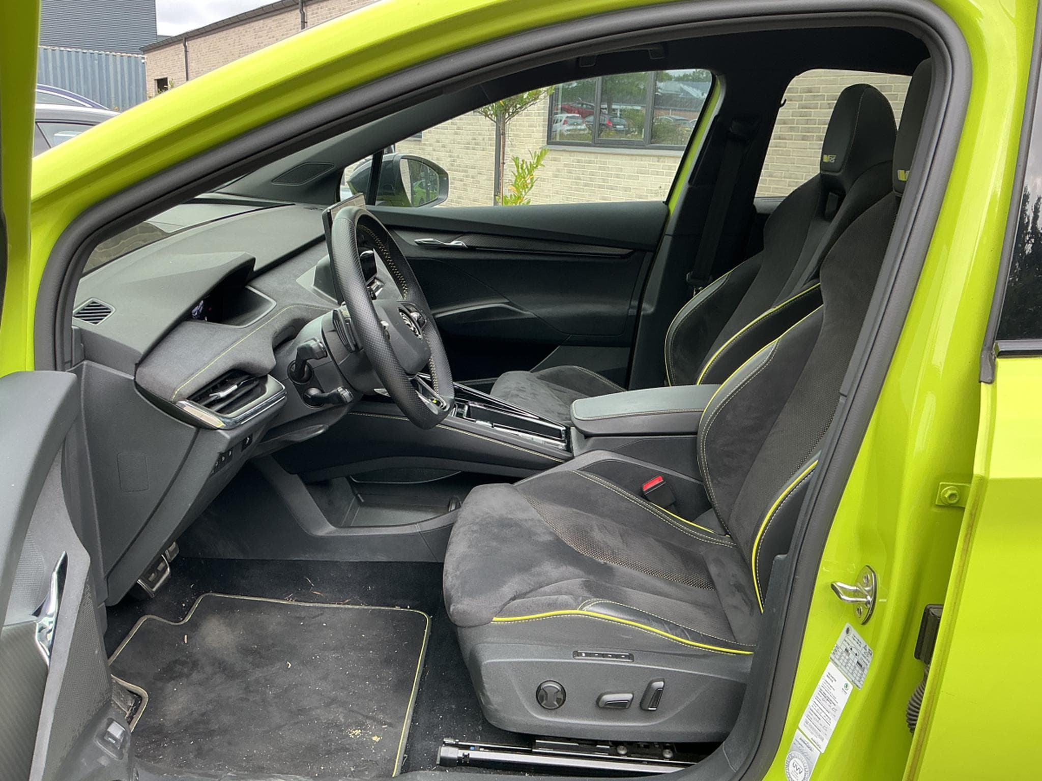 Skoda Enyaq RS Coupe (2023) - Photo 6