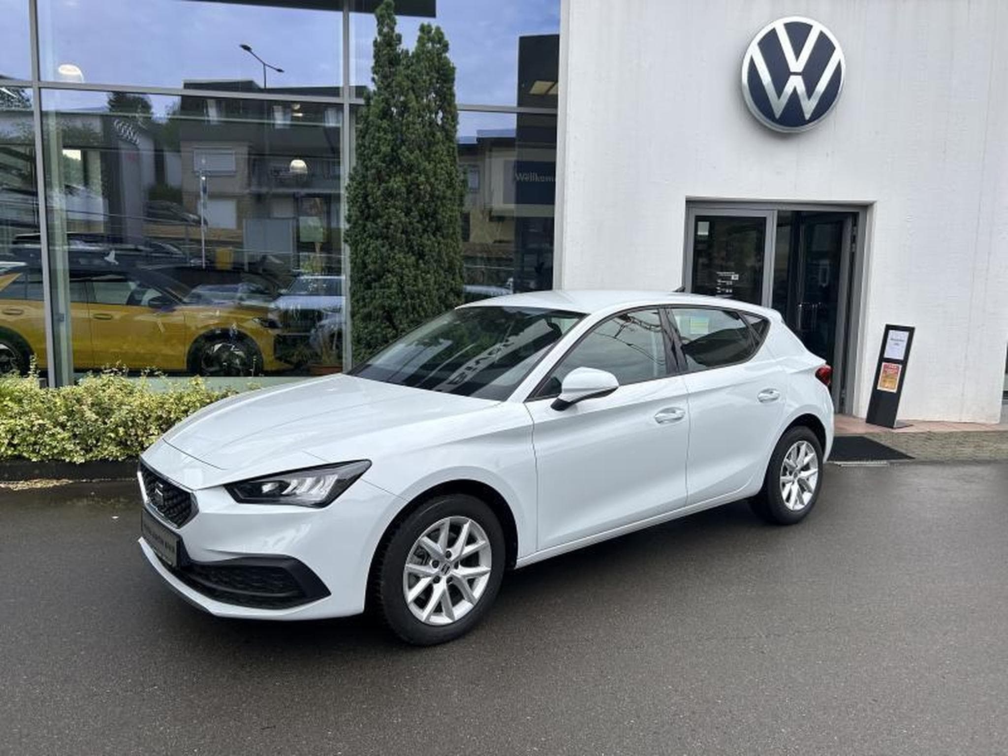 Seat Leon Style (2025) - Photo 2