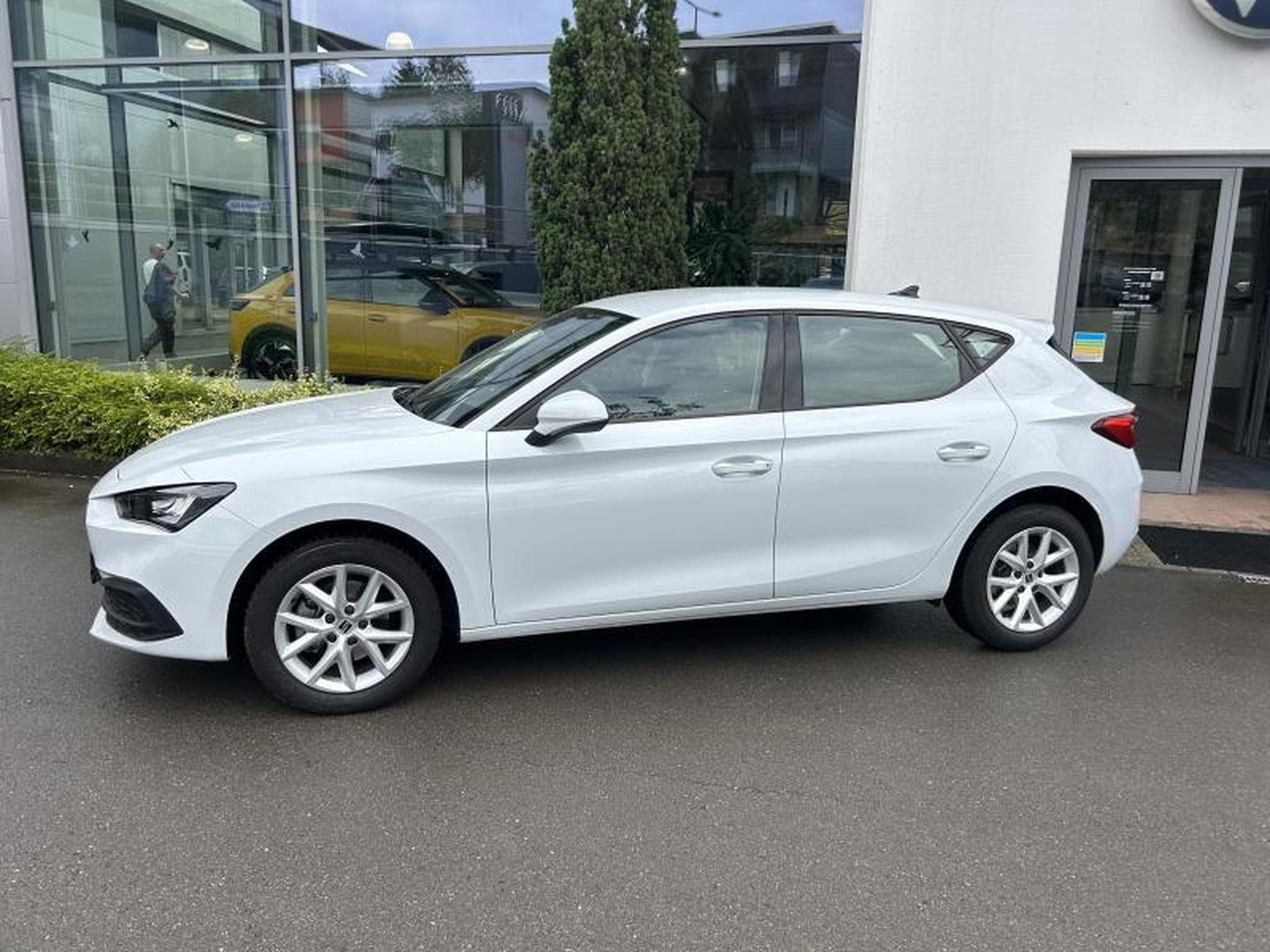 Seat Leon Style (2025) - Photo 4