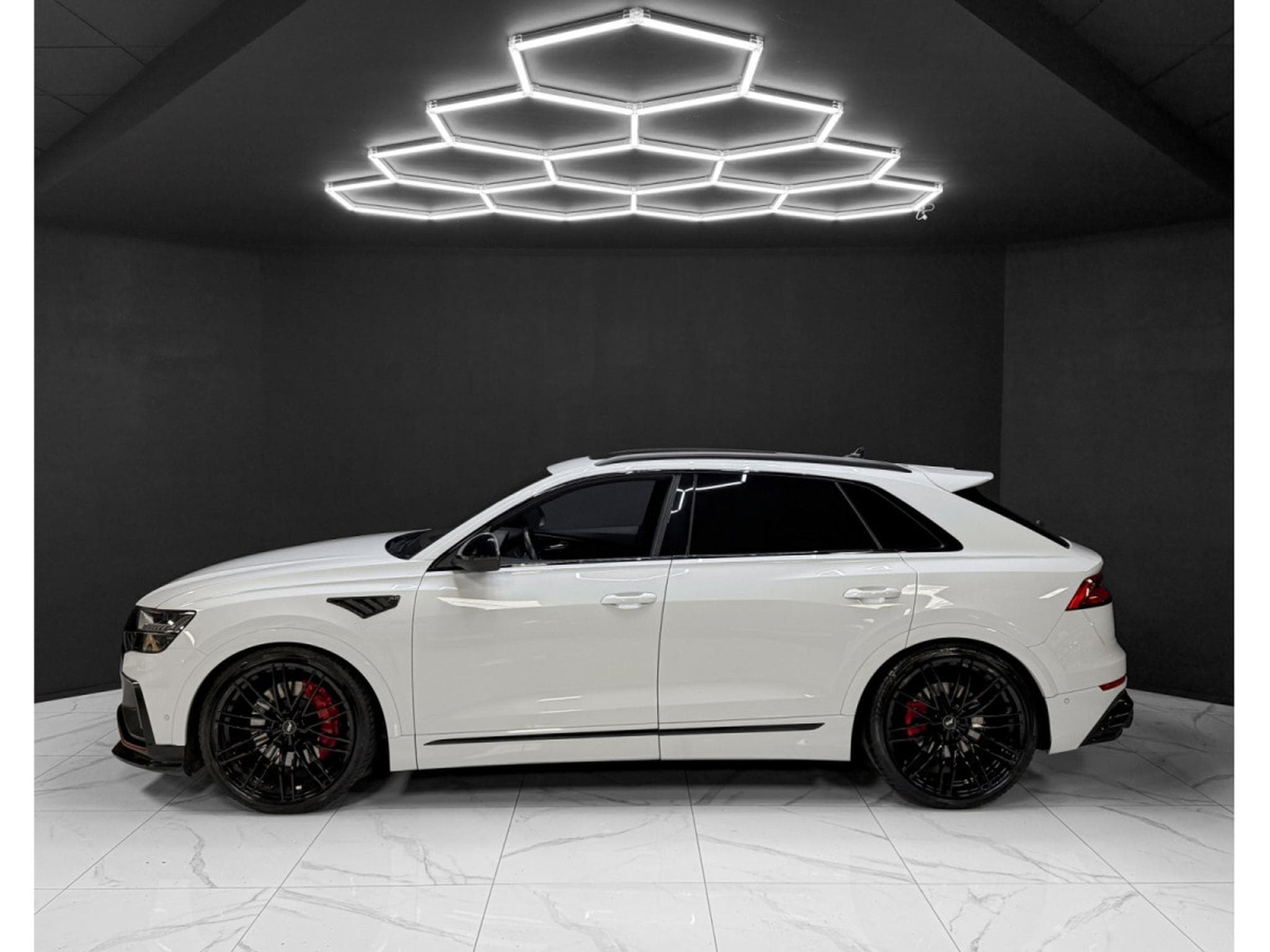 Audi SQ8 4.0 TFSI / ABT / MATRIX / B&O / PANO / HEAD-UP / 360° (2021) - Photo 2