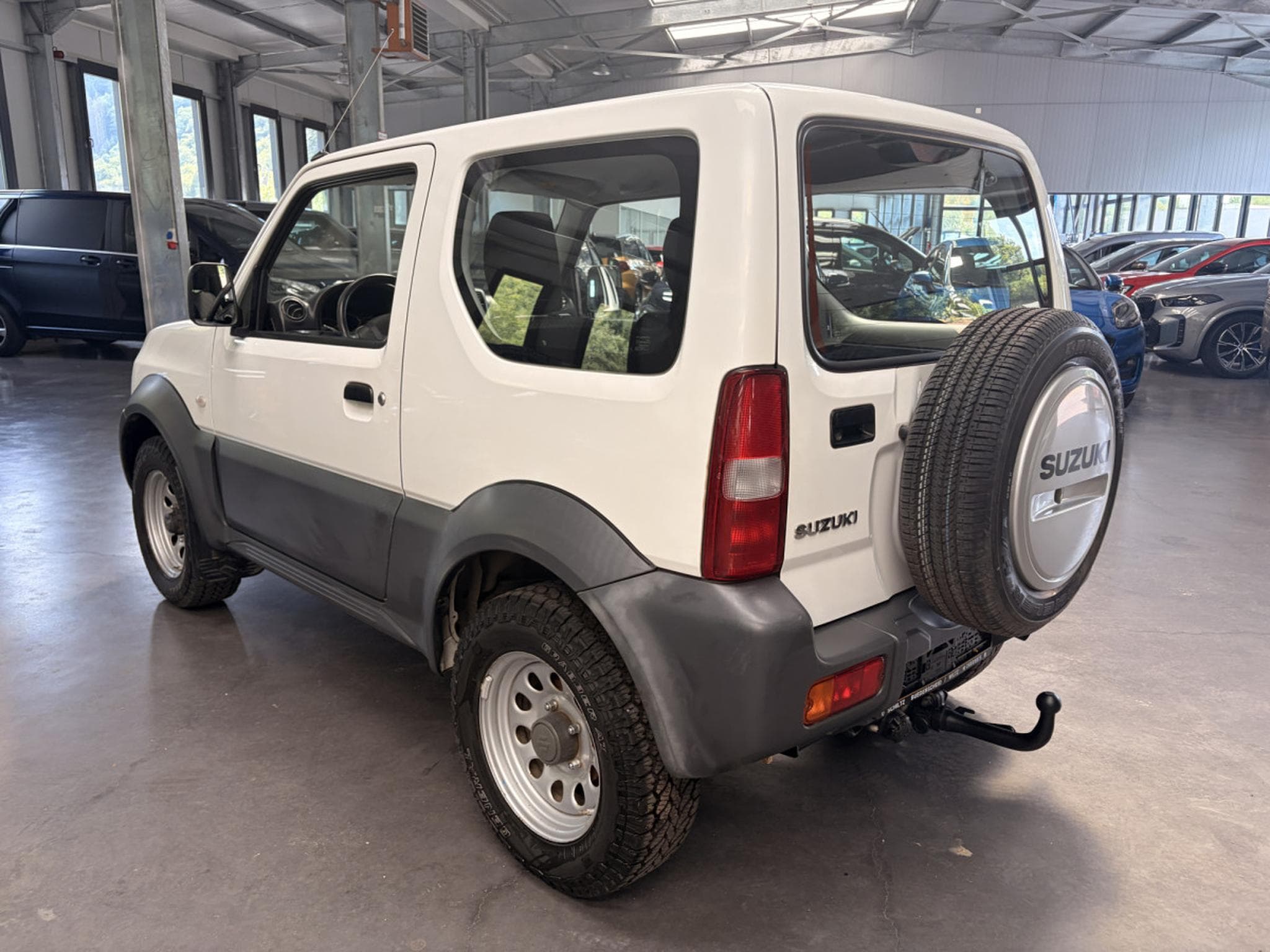 Suzuki Jimny 1.3 Ess 84 Chevaux (2018) - Photo 6