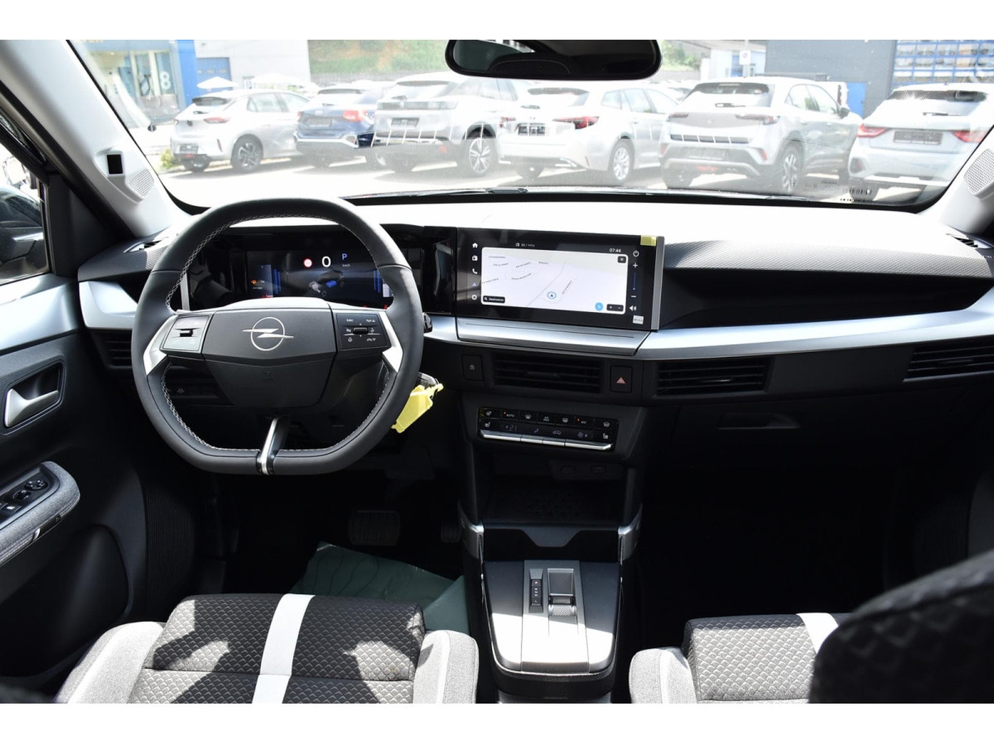 Opel Frontera 1.2 Turbo Hybrid GS e-DCT6 7 Pl. SG CHFF GPS SIDE CAM NEUF (2026) - Photo 10